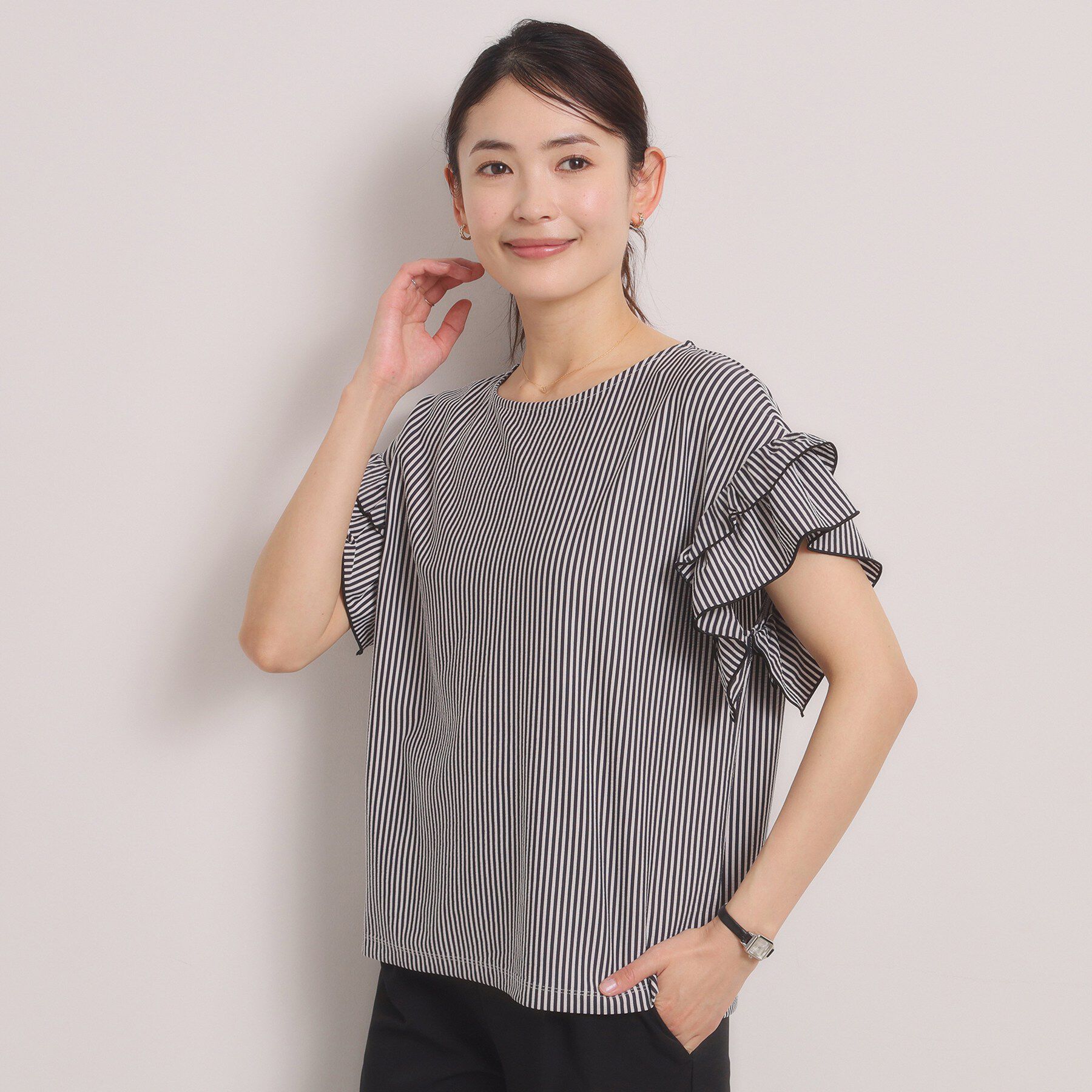ITS&rsquo;DEMO「カットサッカー袖フリルトップス」|Tシャツ・カットソー|
