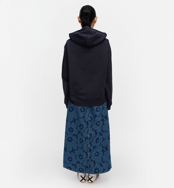 Marimekko「Skripti Logo Placement フーディー」|シャツ・ブラウス|