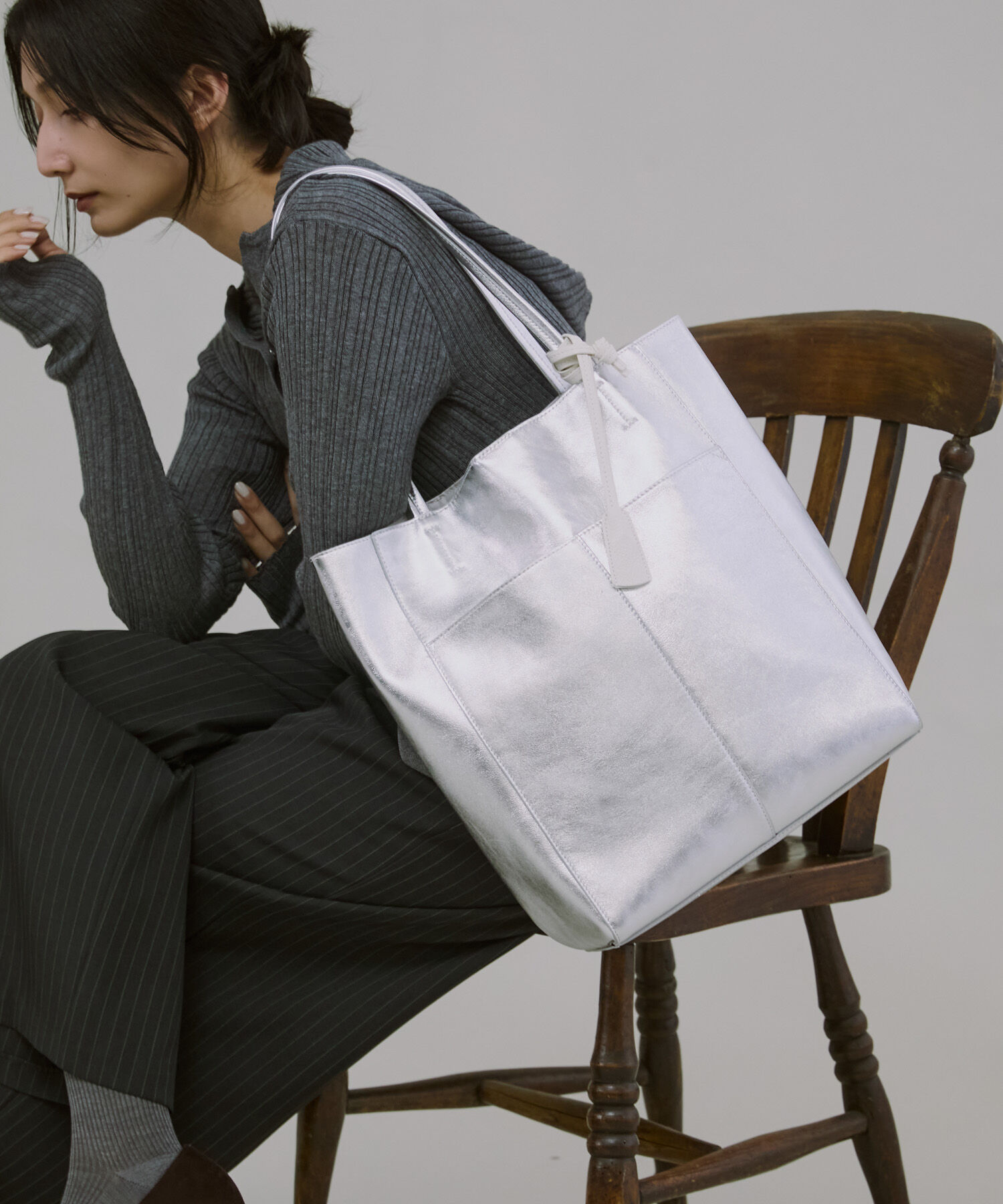 RODE SKO「レザーポケットチャームトート」|トートバッグ|シルバー