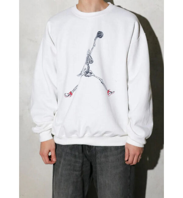 ABAHOUSE「【THRIFTY LOOK 】JUMP SKULL CREW SWEAT/ユーズ」|スウェット・ジャージ|ホワイト