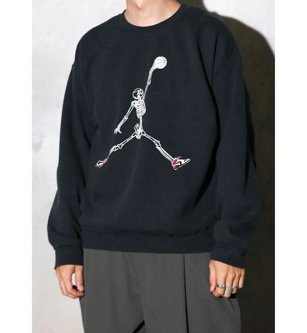 ABAHOUSE「【THRIFTY LOOK 】JUMP SKULL CREW SWEAT/ユーズ」|スウェット・ジャージ|ブラック