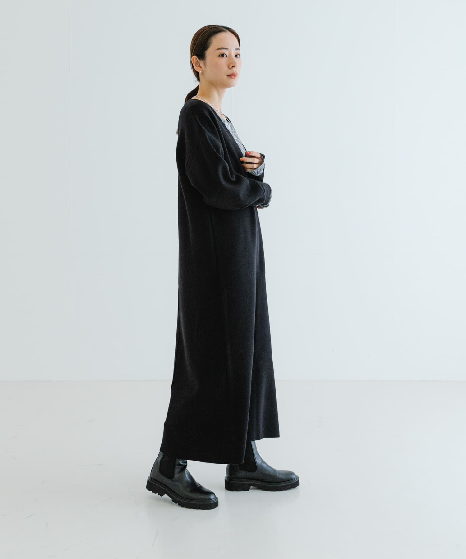 URBAN RESEARCH「深Vネックニットワンピース」|ワンピース|