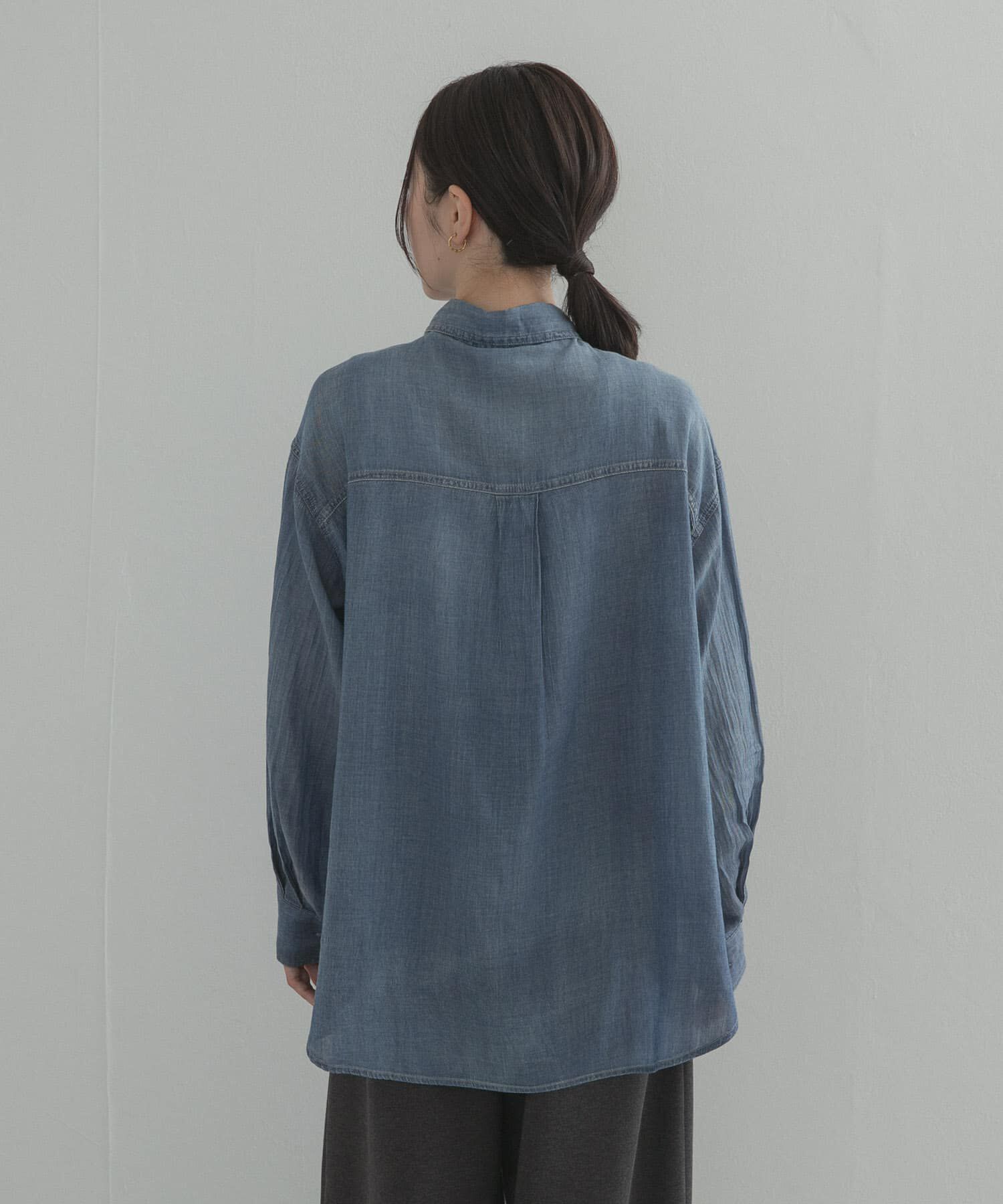 URBAN RESEARCH DOORS「シアーデニムシャツ」|シャツ・ブラウス|
