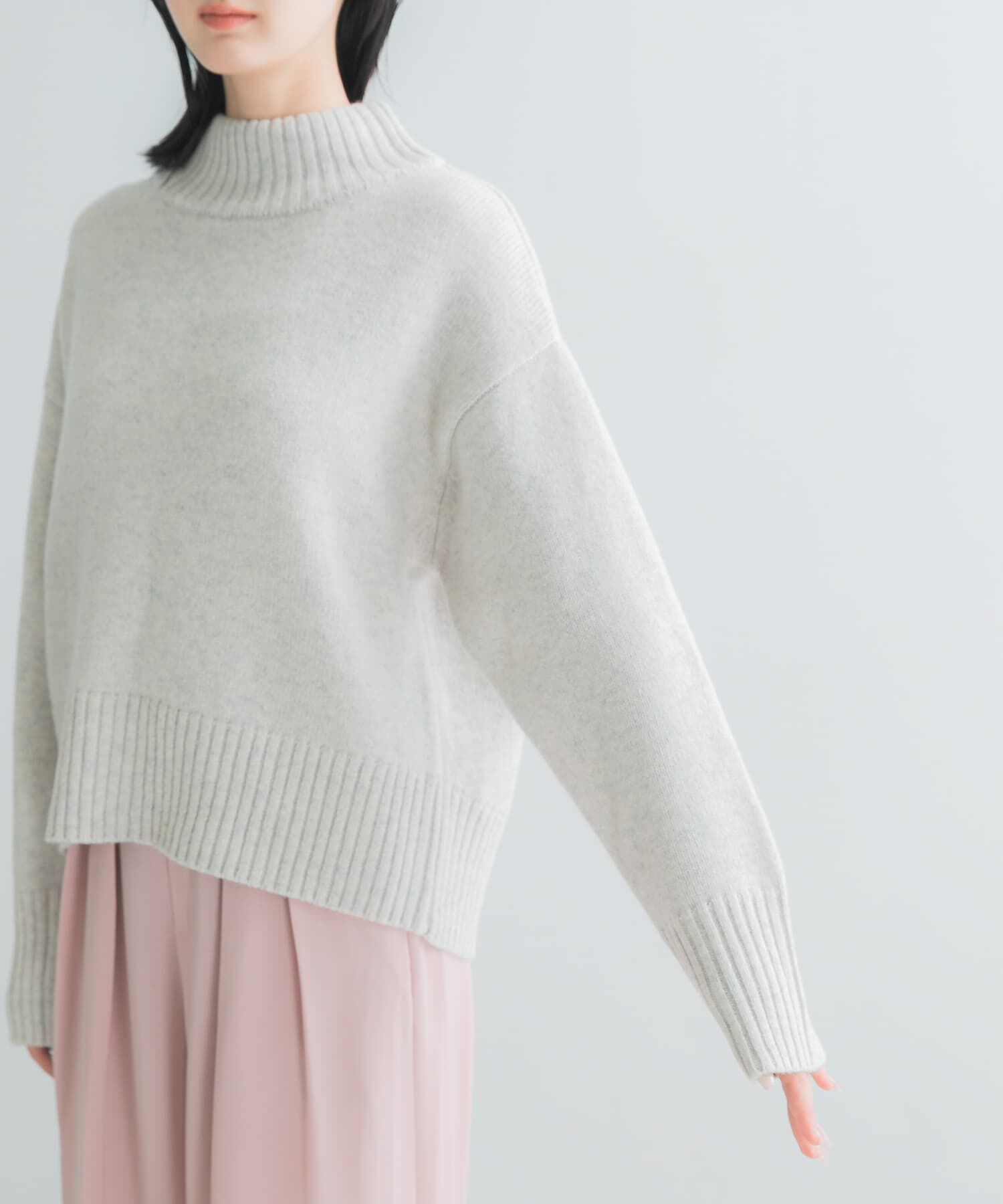 URBAN RESEARCH ROSSO「『WEB/一部店舗限定』エクストラファインボトルネックニット」|ニット・セーター|