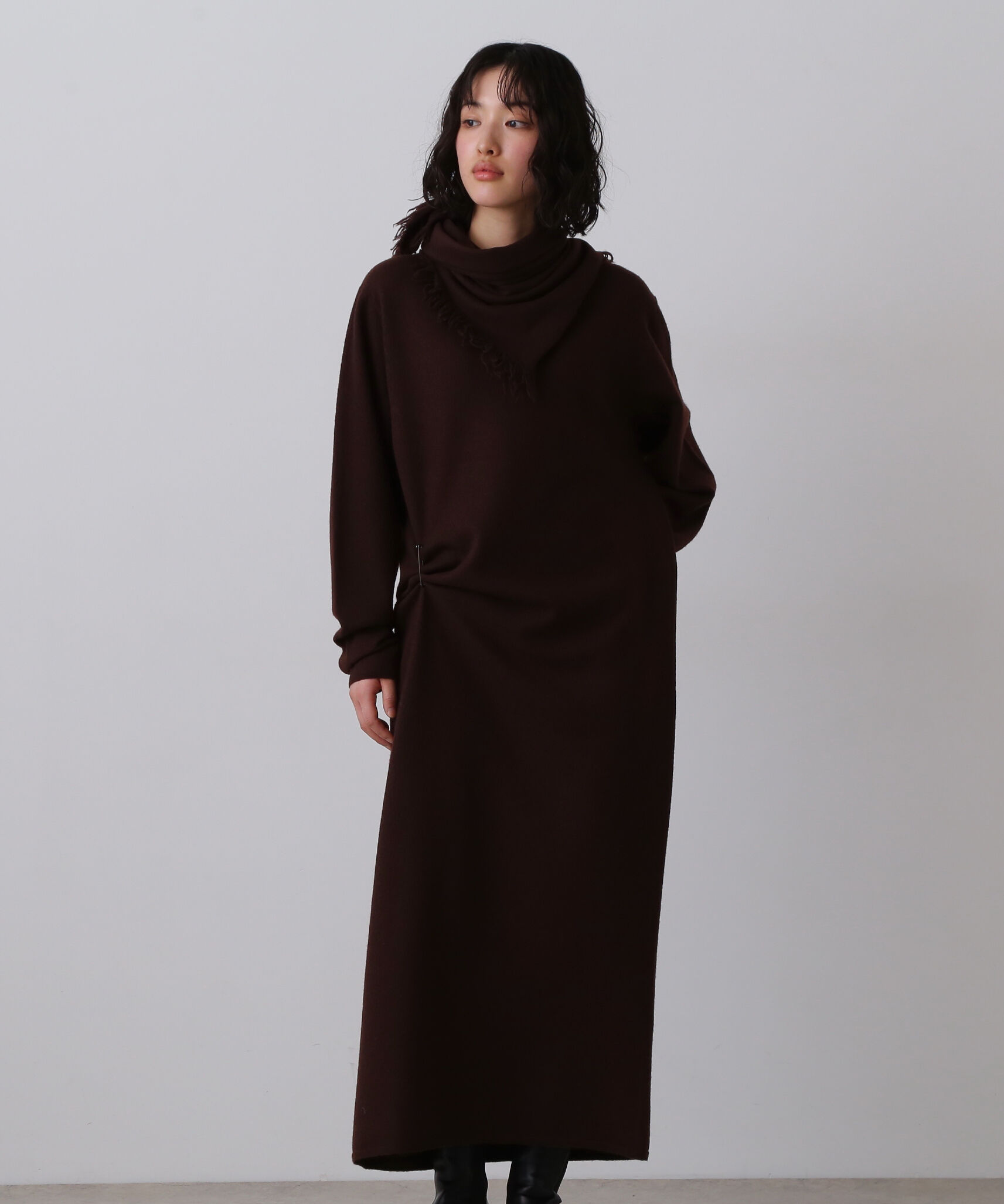 YLEVE 「YLEVE / ULTARAFINE MERINO WOOL MILLED KNIT ONE PIECE」|ワンピース|