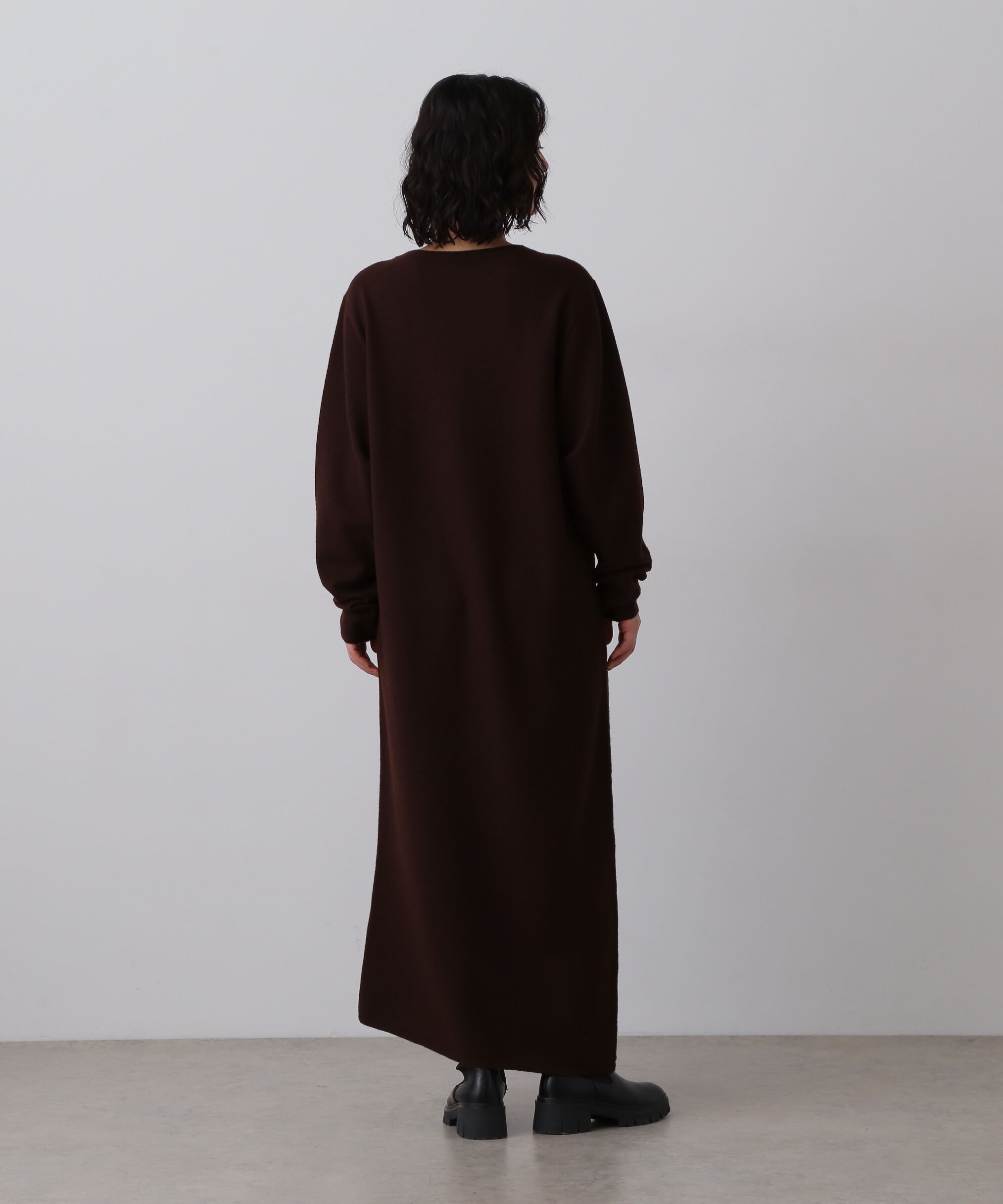 YLEVE 「YLEVE / ULTARAFINE MERINO WOOL MILLED KNIT ONE PIECE」|ワンピース|