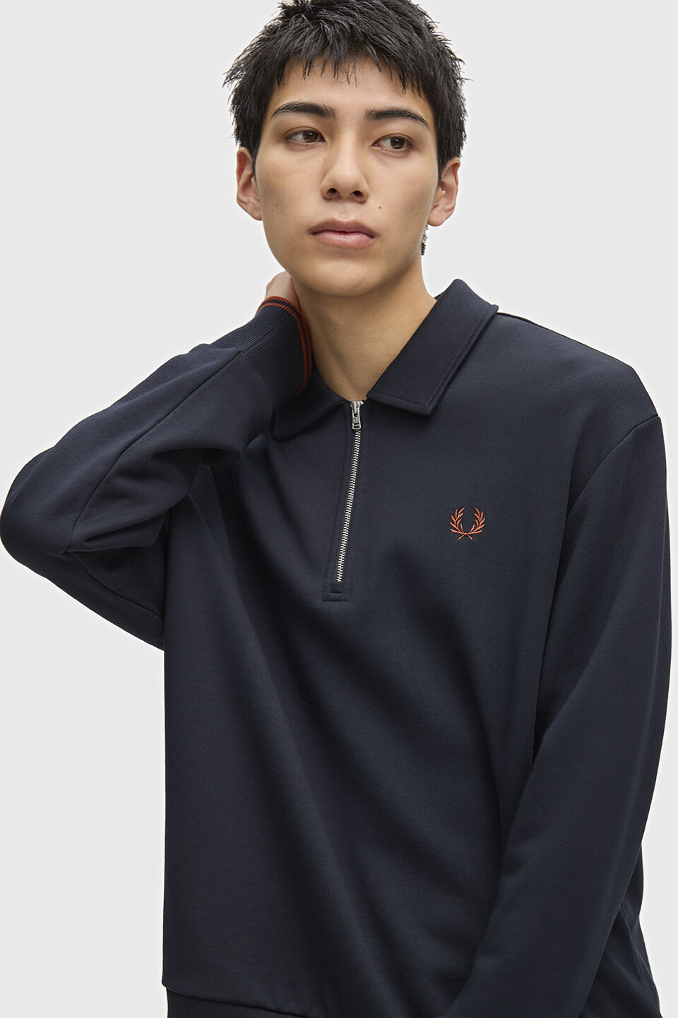 FRED PERRY 「FRED PERRY／Half Zip Collared Sweatshirt／ハーフジップカラースウェットシャツ」|スウェット・ジャージ|NAVY