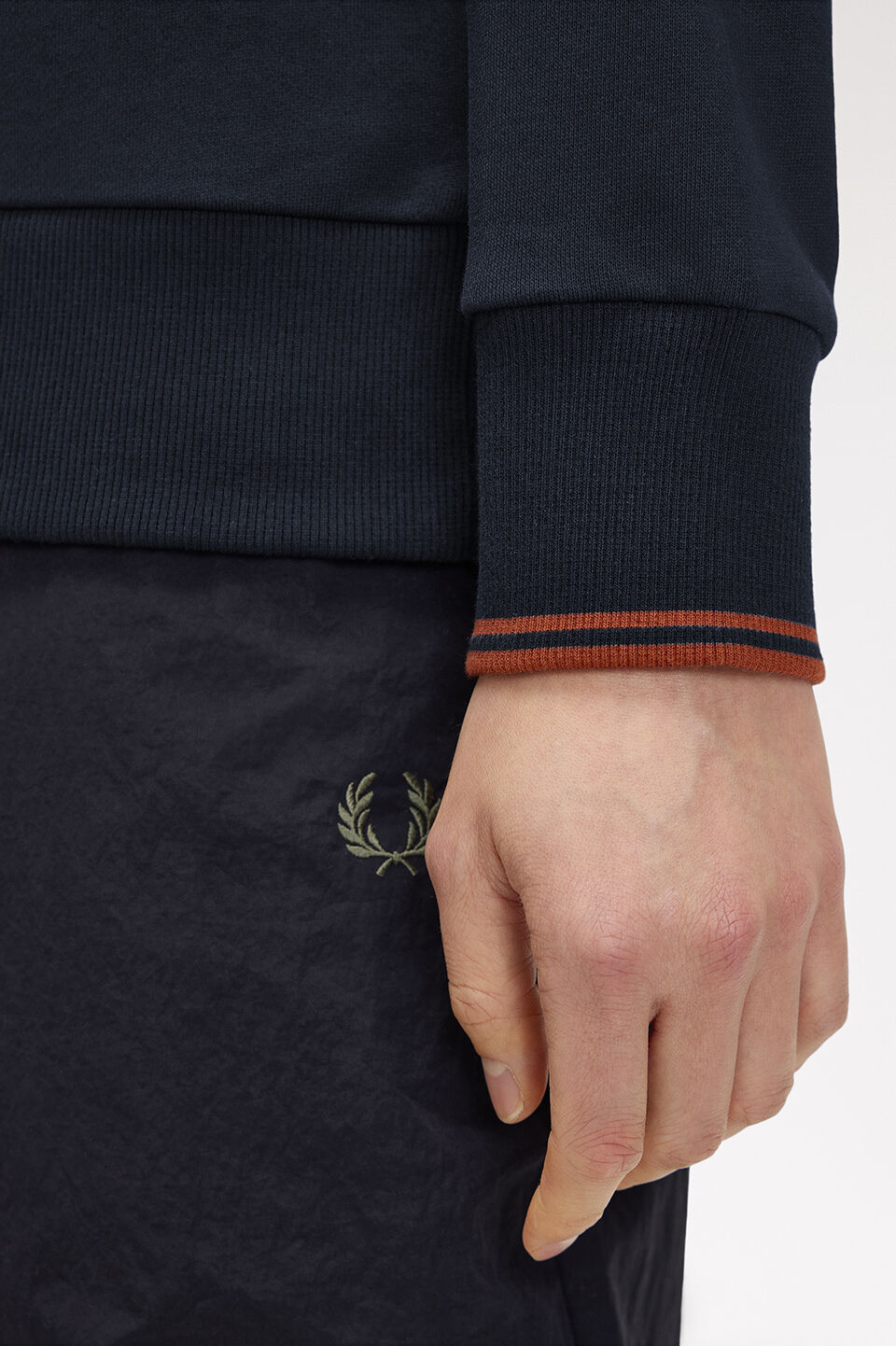 FRED PERRY 「FRED PERRY／Half Zip Collared Sweatshirt／ハーフジップカラースウェットシャツ」|スウェット・ジャージ|