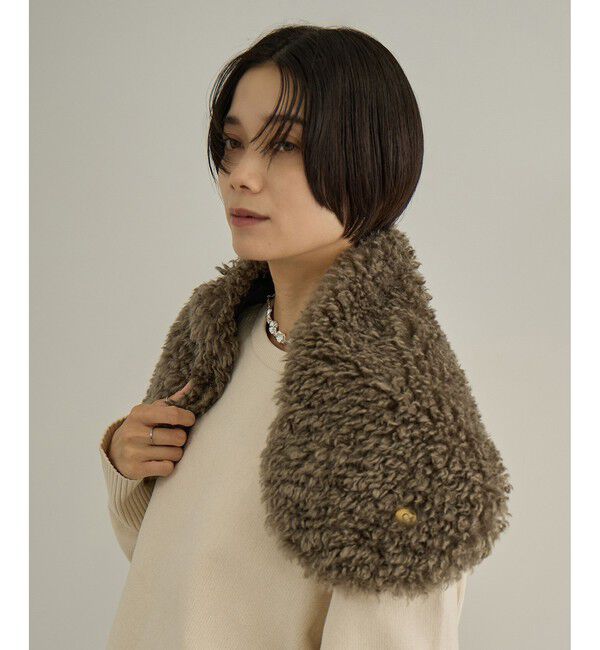 SALON adam et rope'「【HELEN MOORE（ヘレンムーア）】ラウンドアシンメトリースカーフ」|ストール|