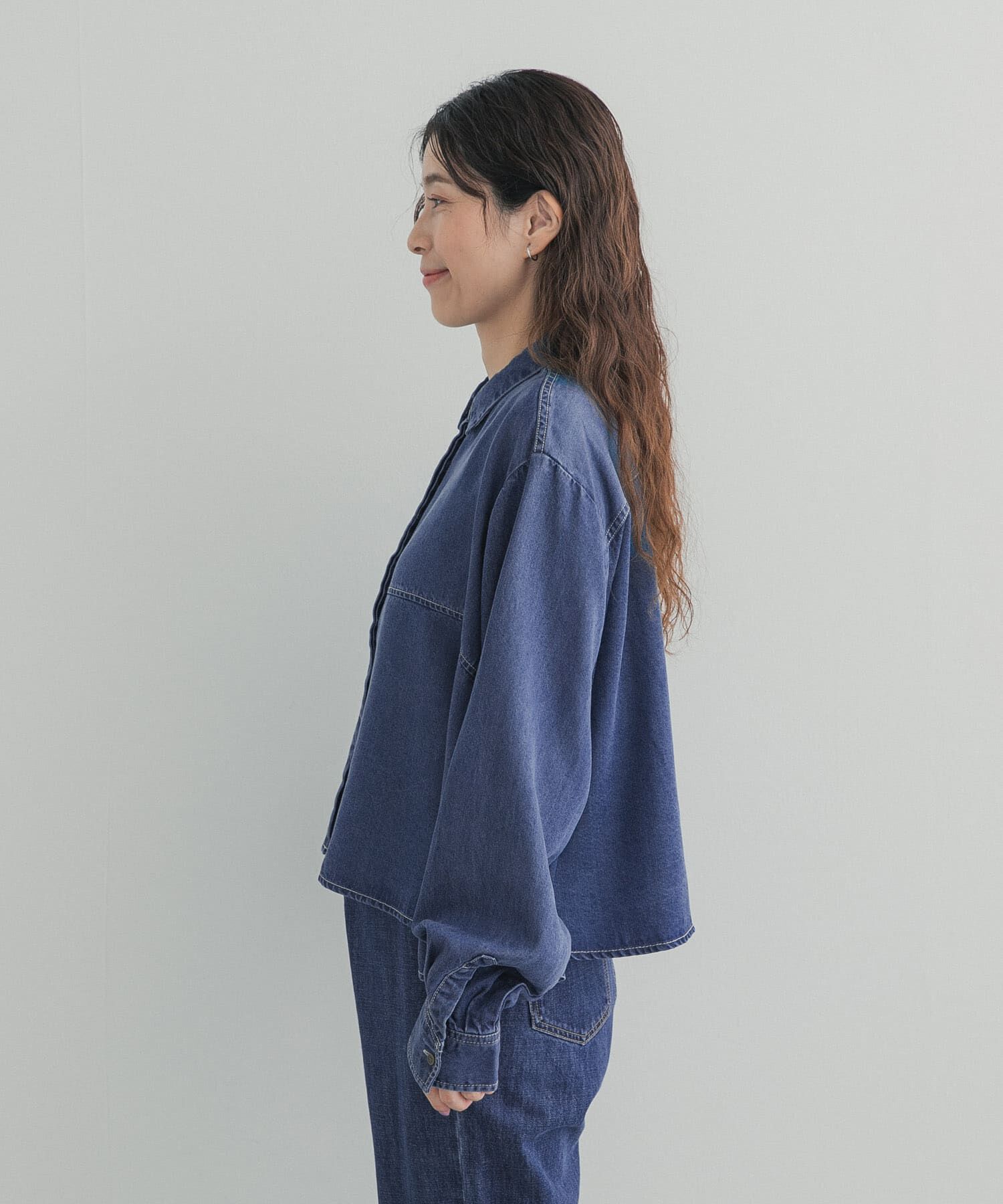 URBAN RESEARCH DOORS「デニム切替ショート丈シャツ 26AW」|シャツ・ブラウス|
