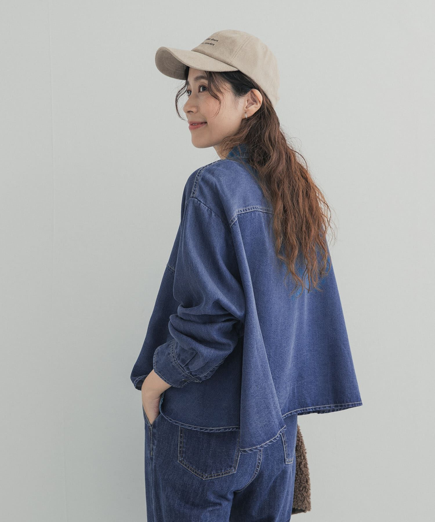 URBAN RESEARCH DOORS「デニム切替ショート丈シャツ 26AW」|シャツ・ブラウス|