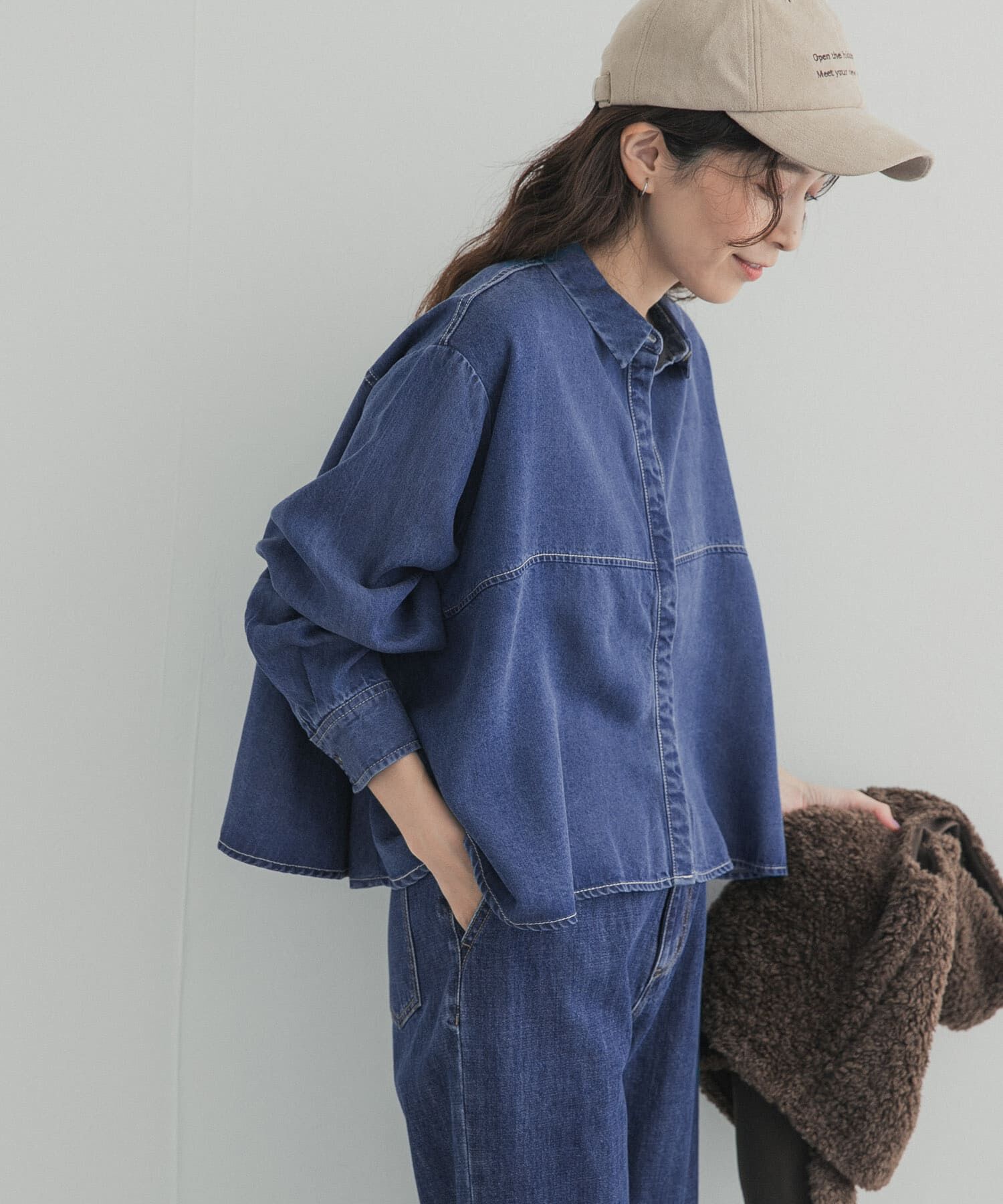 URBAN RESEARCH DOORS「デニム切替ショート丈シャツ 26AW」|シャツ・ブラウス|