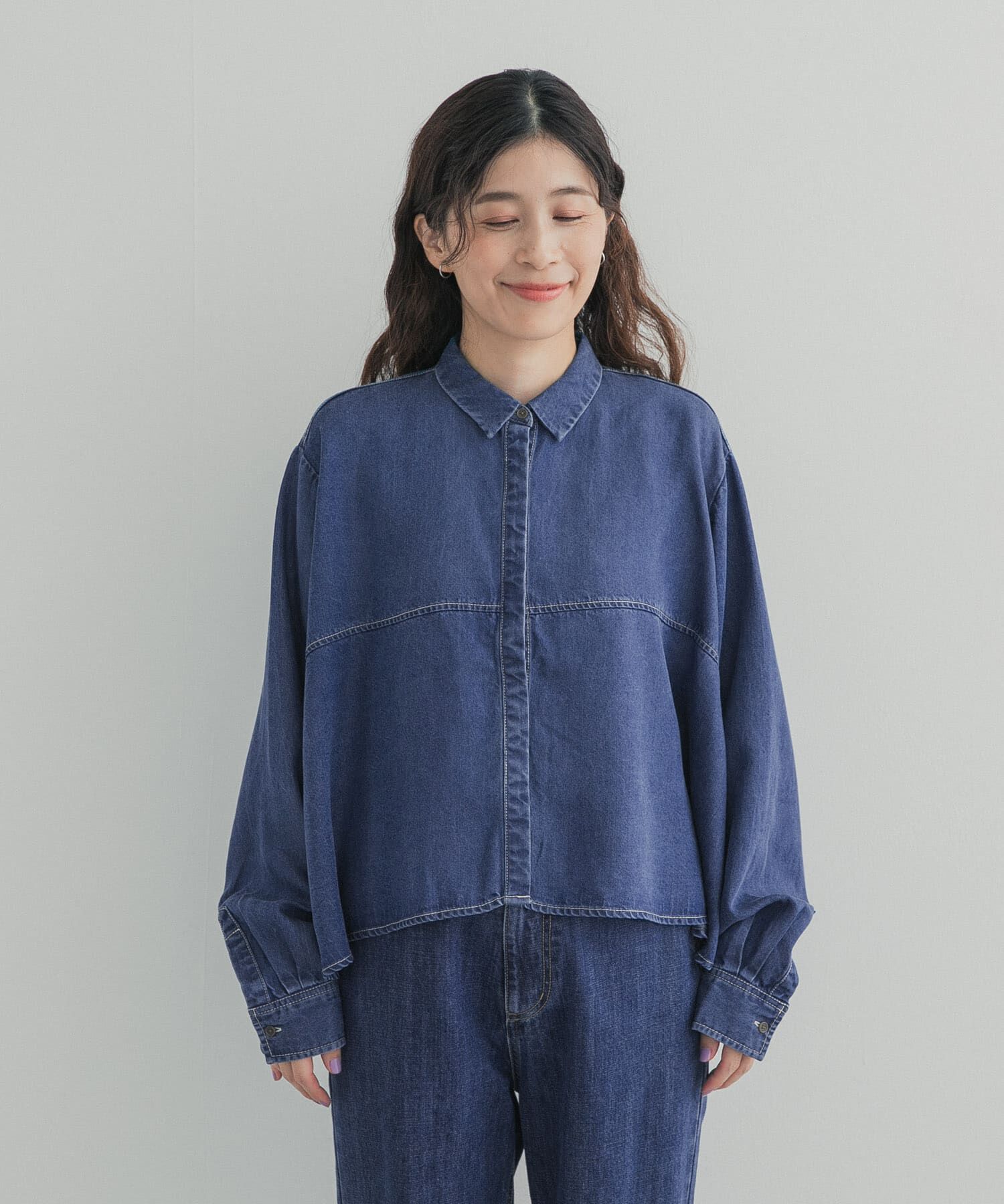 URBAN RESEARCH DOORS「デニム切替ショート丈シャツ 26AW」|シャツ・ブラウス|