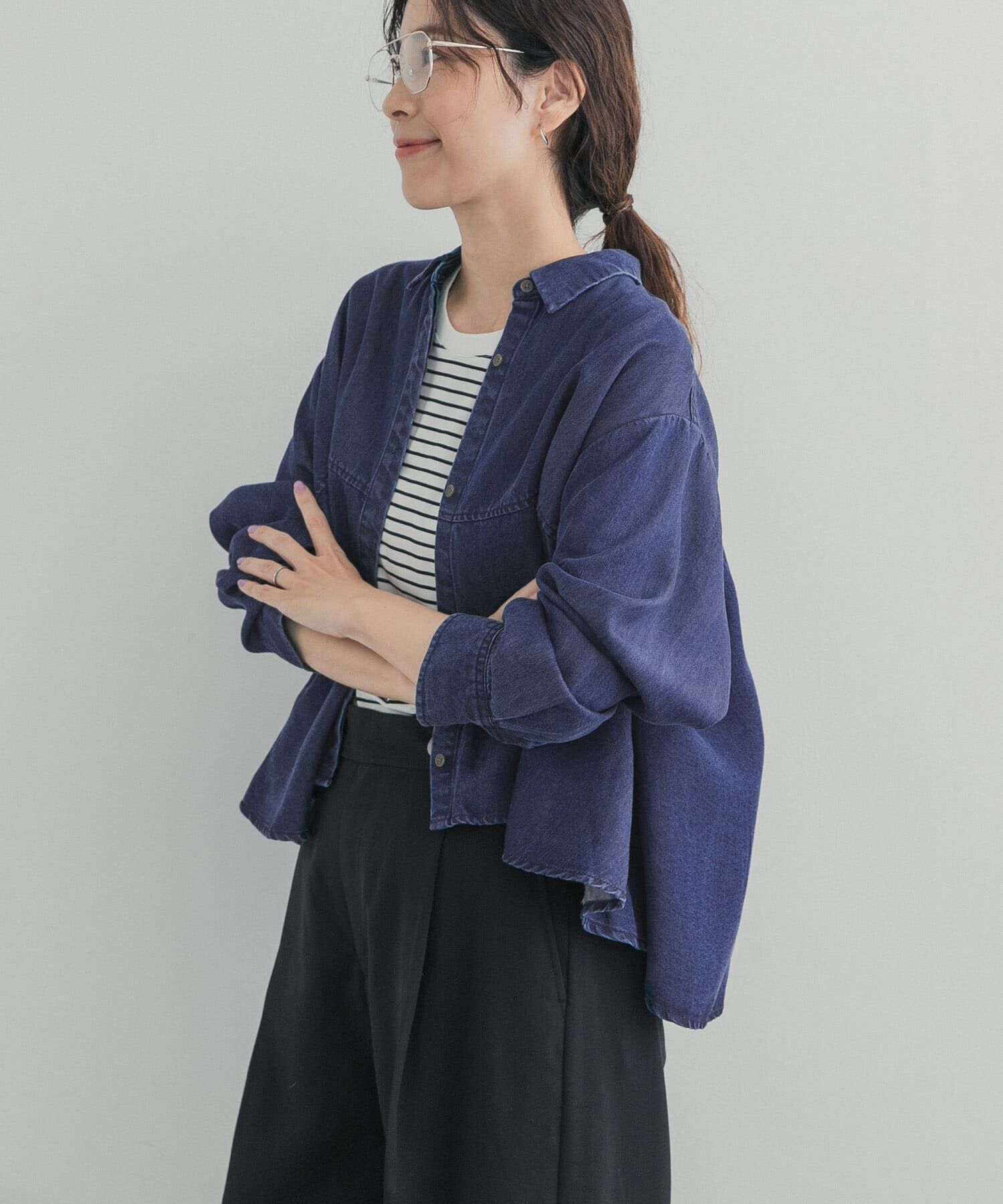 URBAN RESEARCH DOORS「デニム切替ショート丈シャツ 26AW」|シャツ・ブラウス|