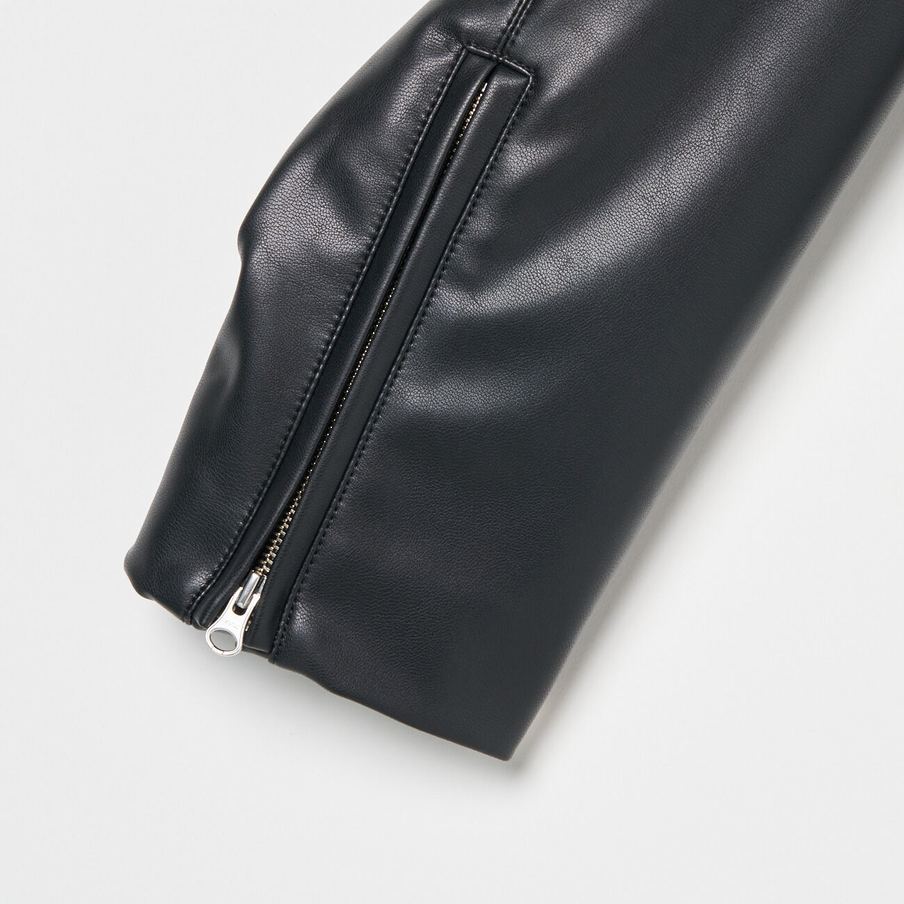 HELIOPOLE「HELIOPOLE SYNTHETIC LEATHER RIDERS JACKET」|ブルゾン・スタジャン|