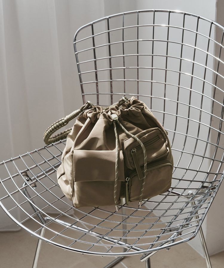 Green Parks「【10ポケBag】収納アドバイザー監修ショルダーバッグ」|ショルダー・メッセンジャー|Beige