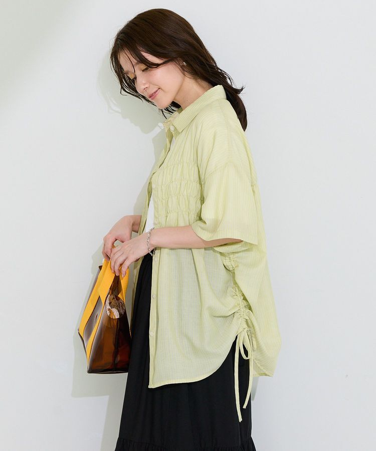 Green Parks「シャーリングドロスト5分袖シャツ」|シャツ・ブラウス|Lemon Yellow