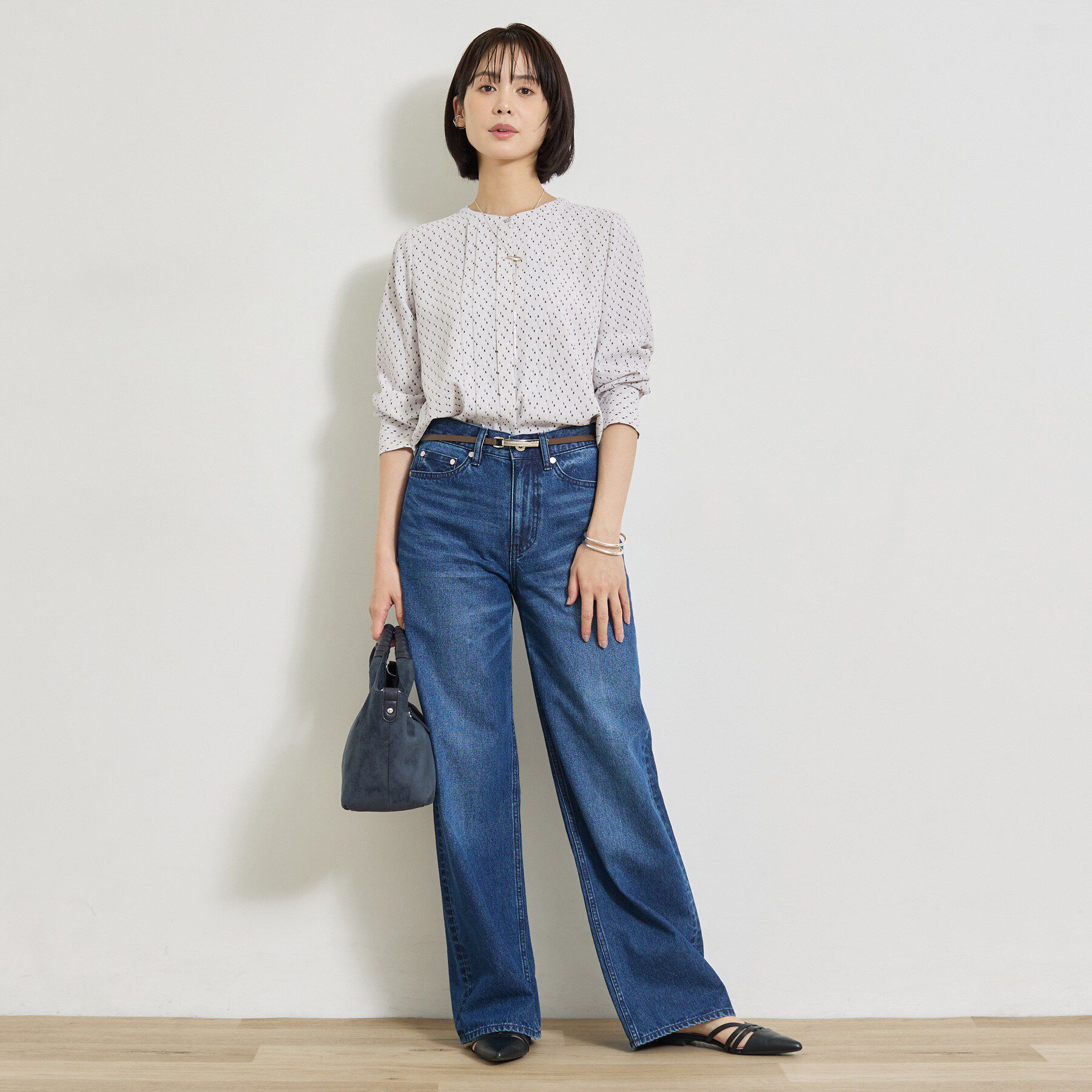 INDIVI「【通勤にオススメ／幾何学柄】ジョーゼットタックブラウス」|シャツ・ブラウス|