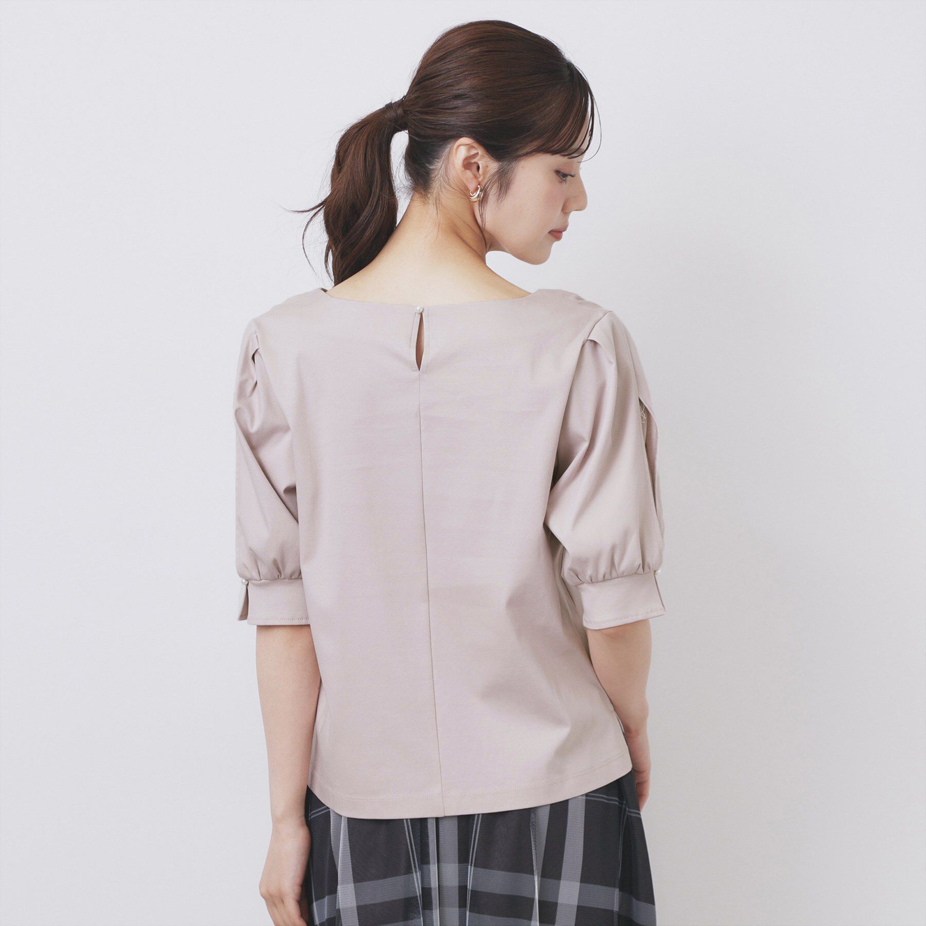 index「レースドッキングスリーブトップス【洗濯機洗い可／UVケア】」|Tシャツ・カットソー|