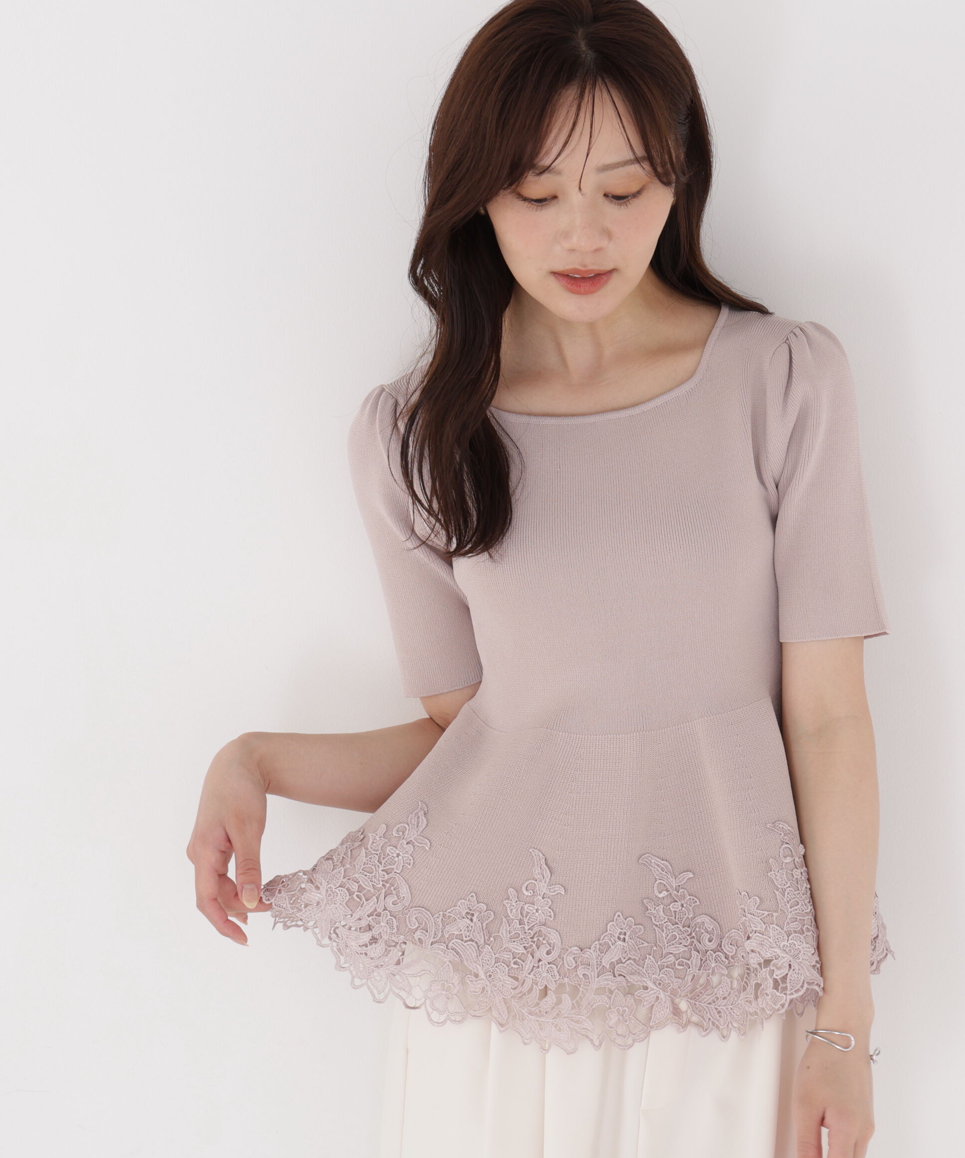 PROPORTION BODY DRESSING「レーストリムペプラムニット 26AW」|ニット・セーター|
