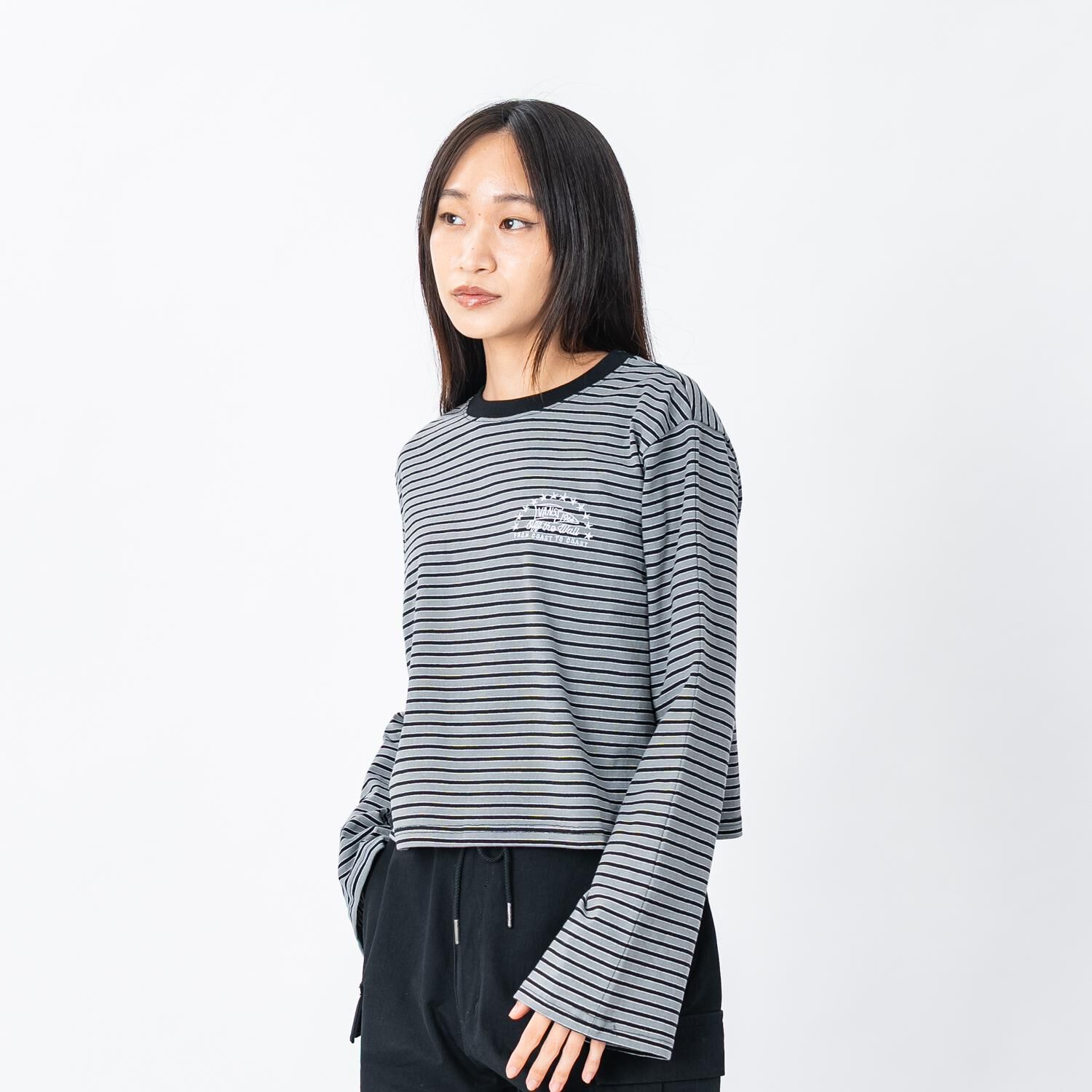 VANS「【VANSｱﾊﾟﾚﾙ(WJ)】W OFF THE WALL LS-TSHIRT」|Tシャツ・カットソー|