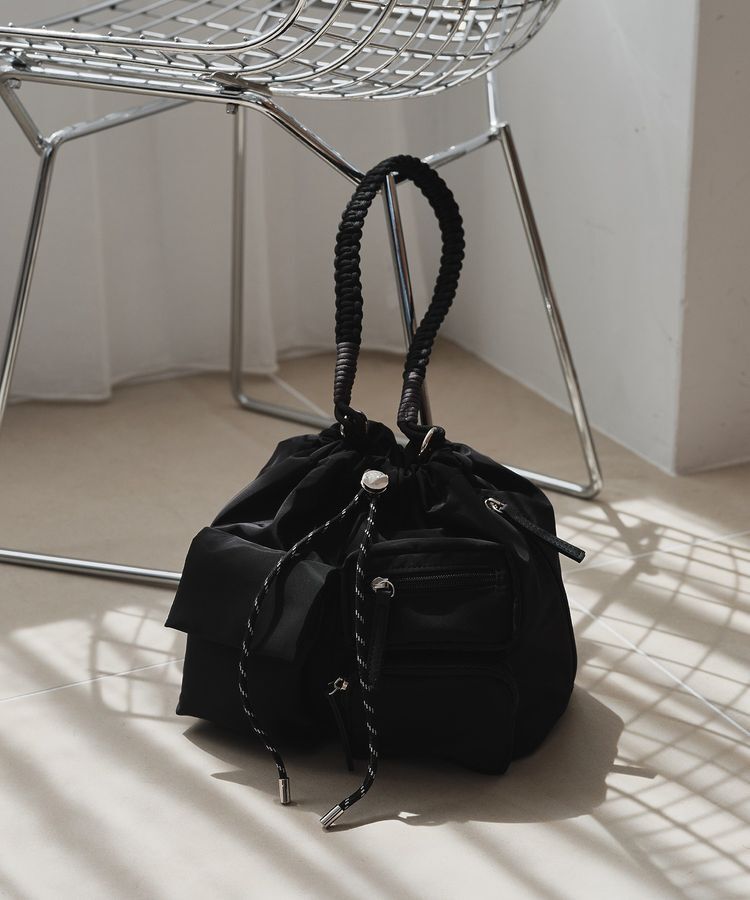 Green Parks「【10ポケBag】収納アドバイザー監修ショルダーバッグ」|ショルダー・メッセンジャー|Black