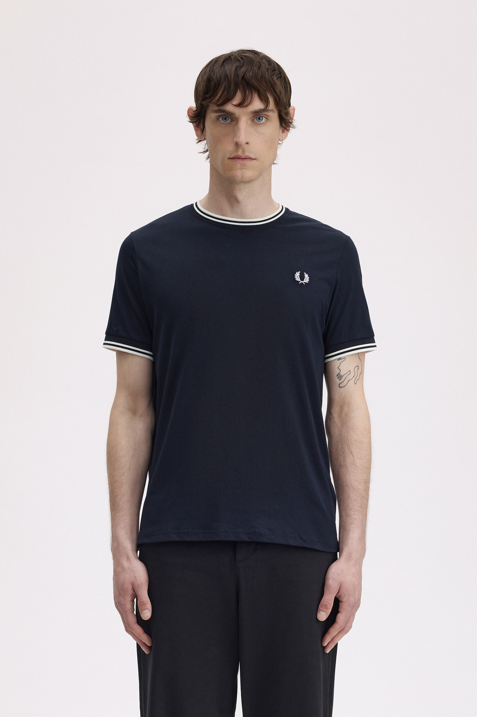 FRED PERRY 「Twin Tipped T-Shirt／ティップラインTシャツ M1588」|Tシャツ・カットソー|