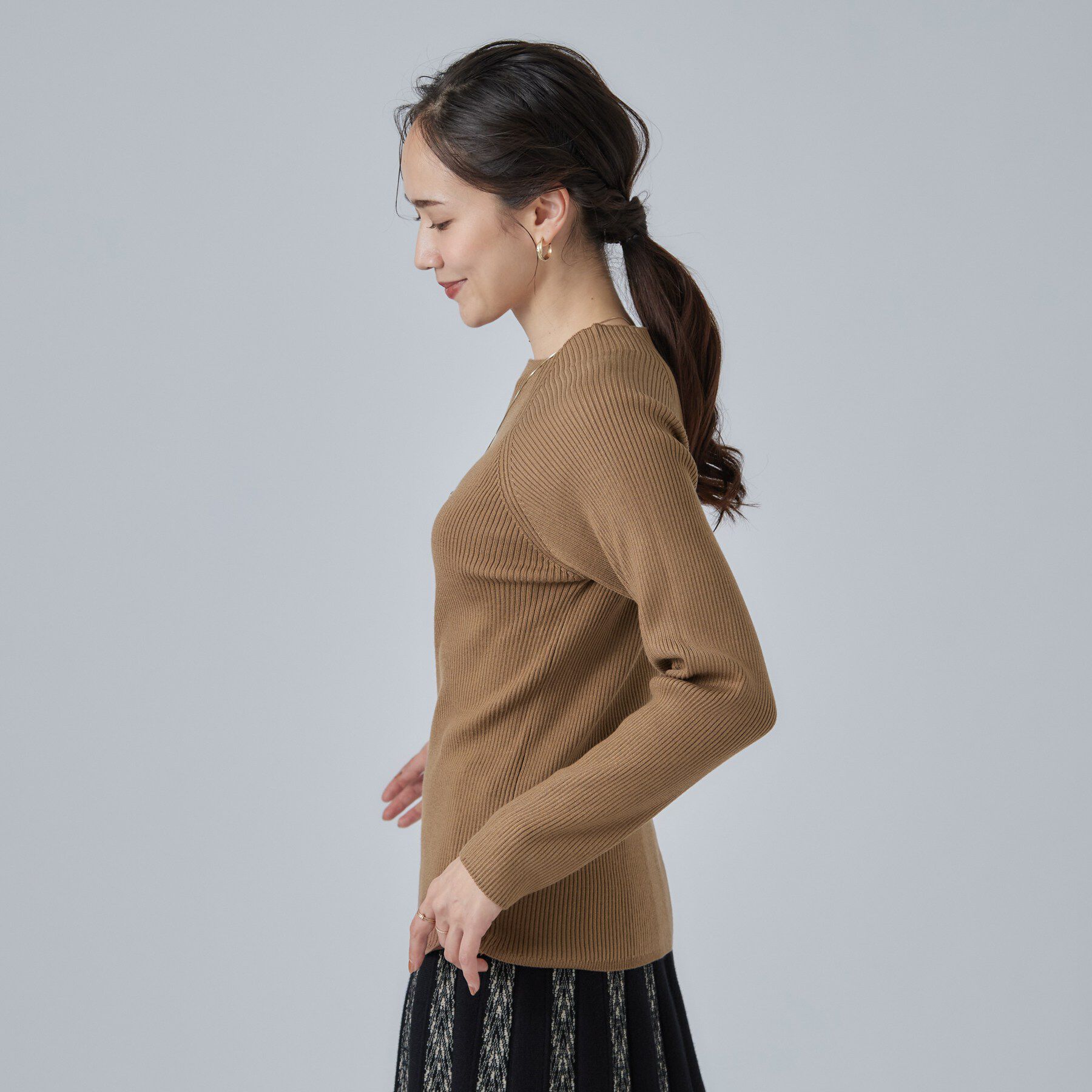 SHOO･LA･RUE「【絶妙なゆるピタ/S-LL/洗濯機可】ちくちくしにくいリブハイネック やわらかニット」|ニット・セーター|