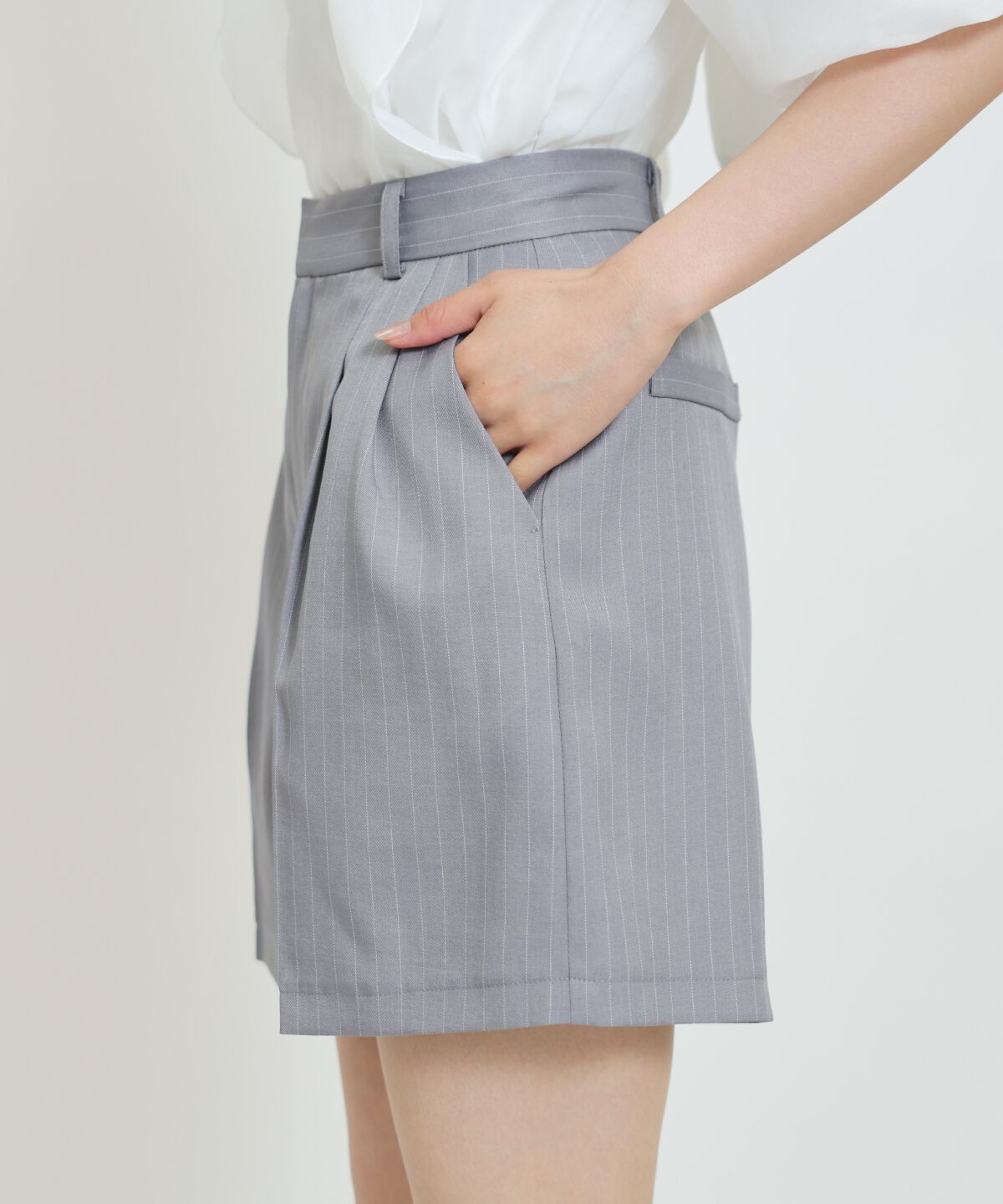 WILLSELECTION「センタータックショートパンツ」|キュロット|