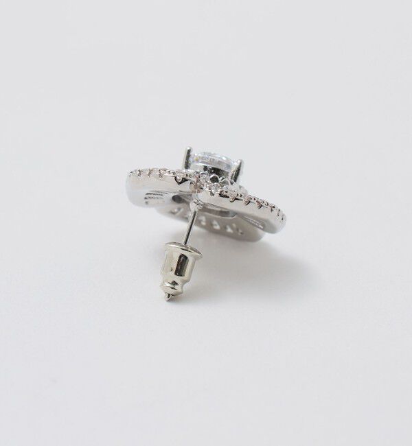 UNITED ARROWS「フラワーパヴェ ピアス」|ピアス|