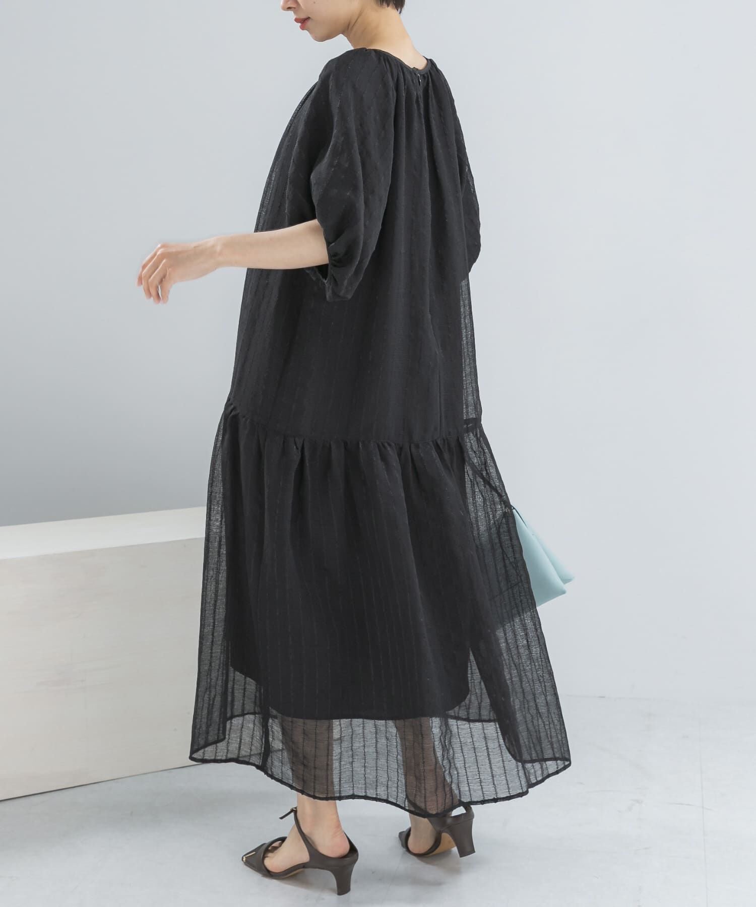 URBAN RESEARCH ROSSO「シアーストライプボリュームスリーブワンピース」|ワンピース|