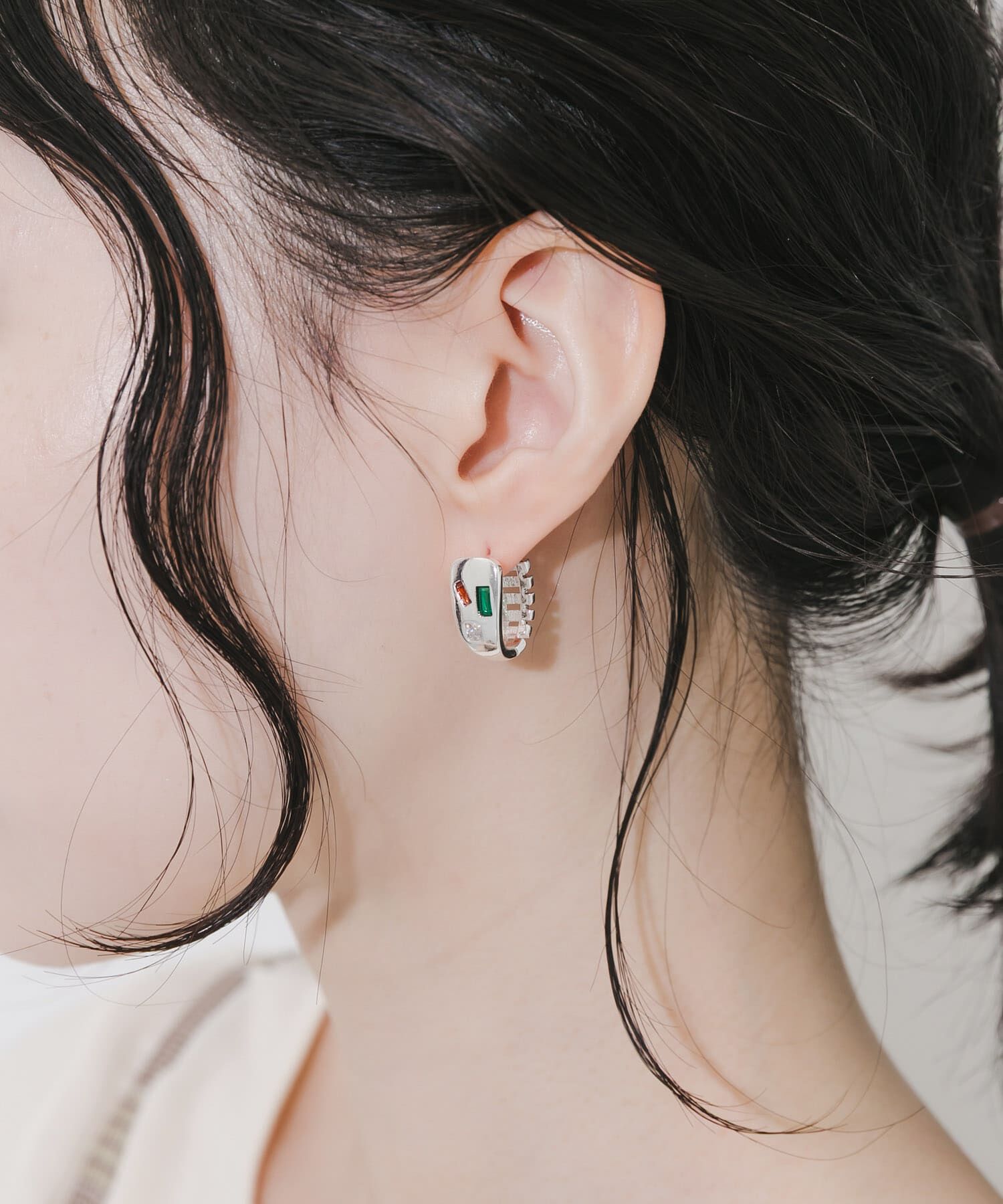 SMELLY「カラービジューワンタッチピアス」|ピアス|