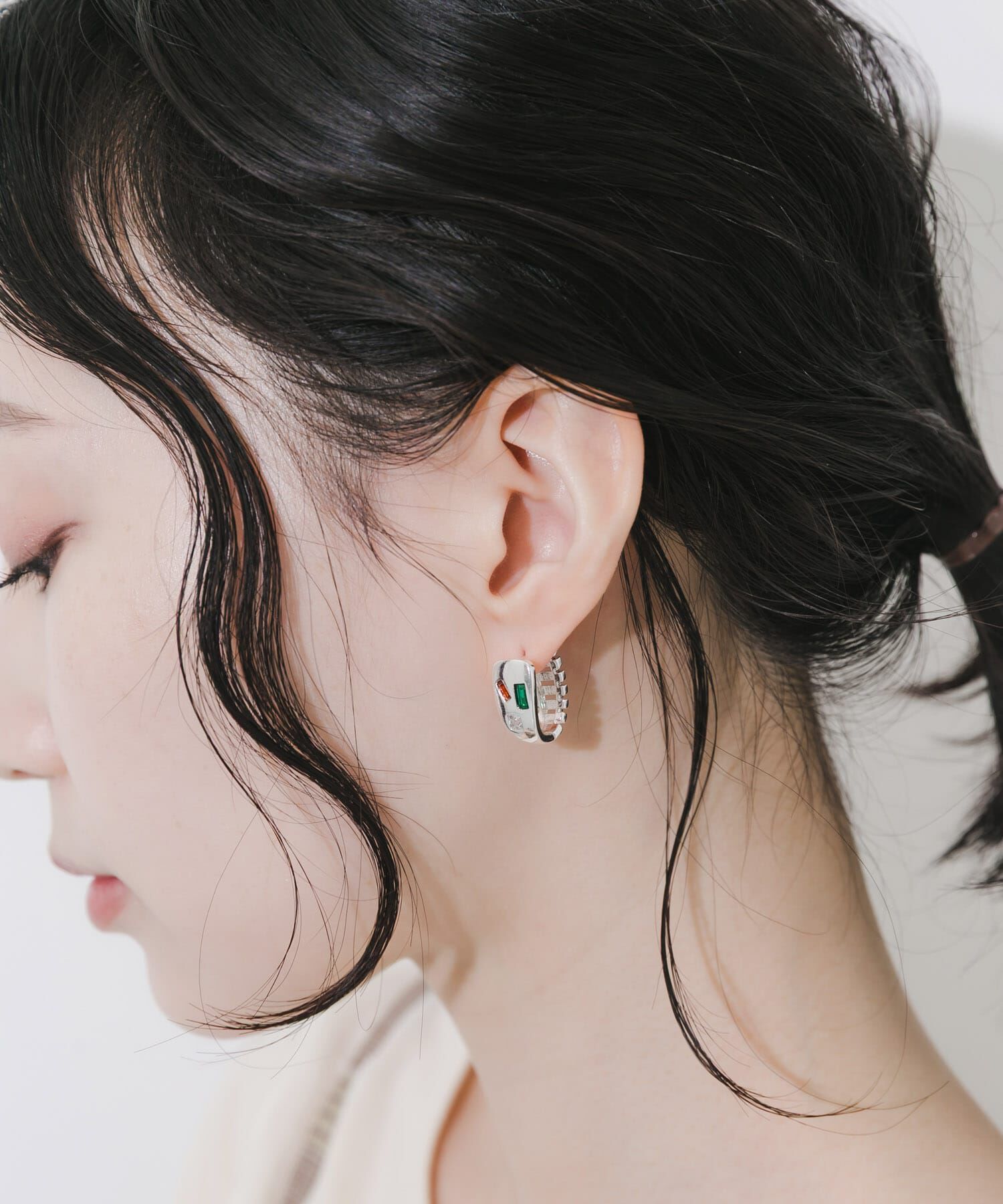 SMELLY「カラービジューワンタッチピアス」|ピアス|
