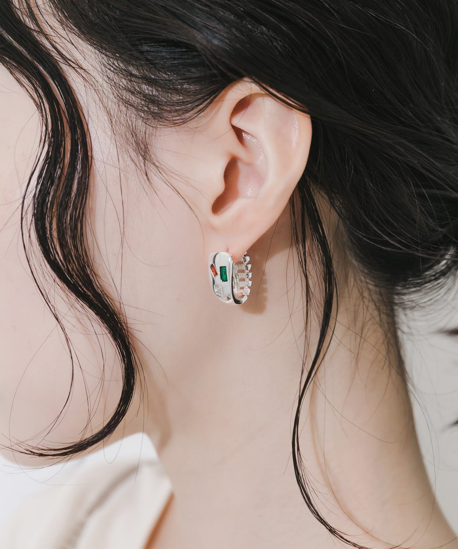 SMELLY「カラービジューワンタッチピアス」|ピアス|