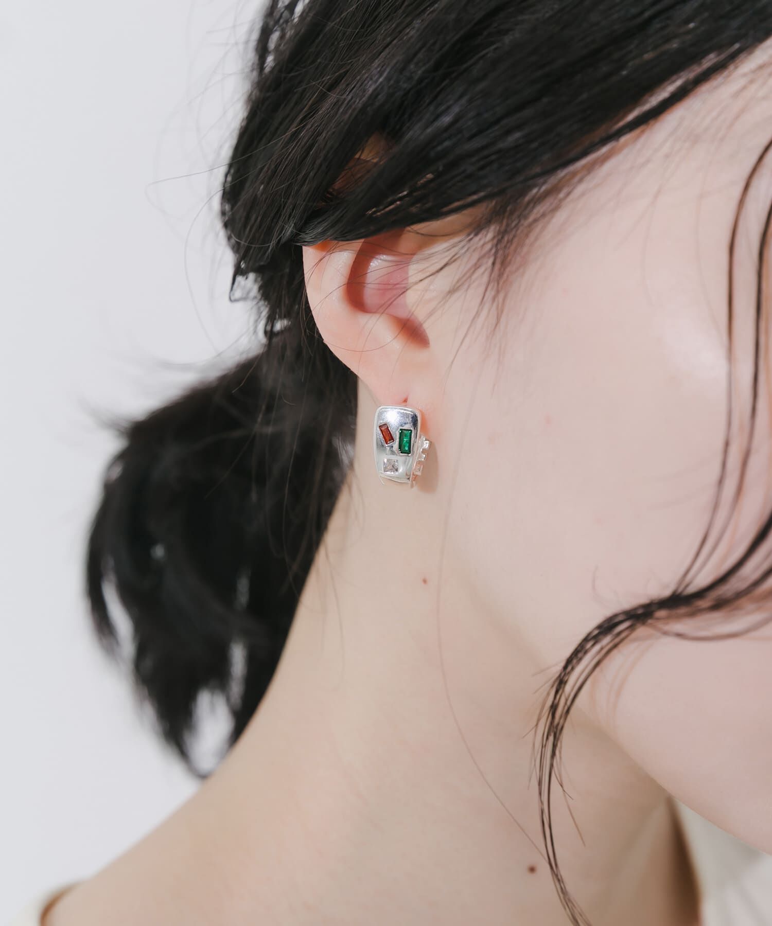 SMELLY「カラービジューワンタッチピアス」|ピアス|