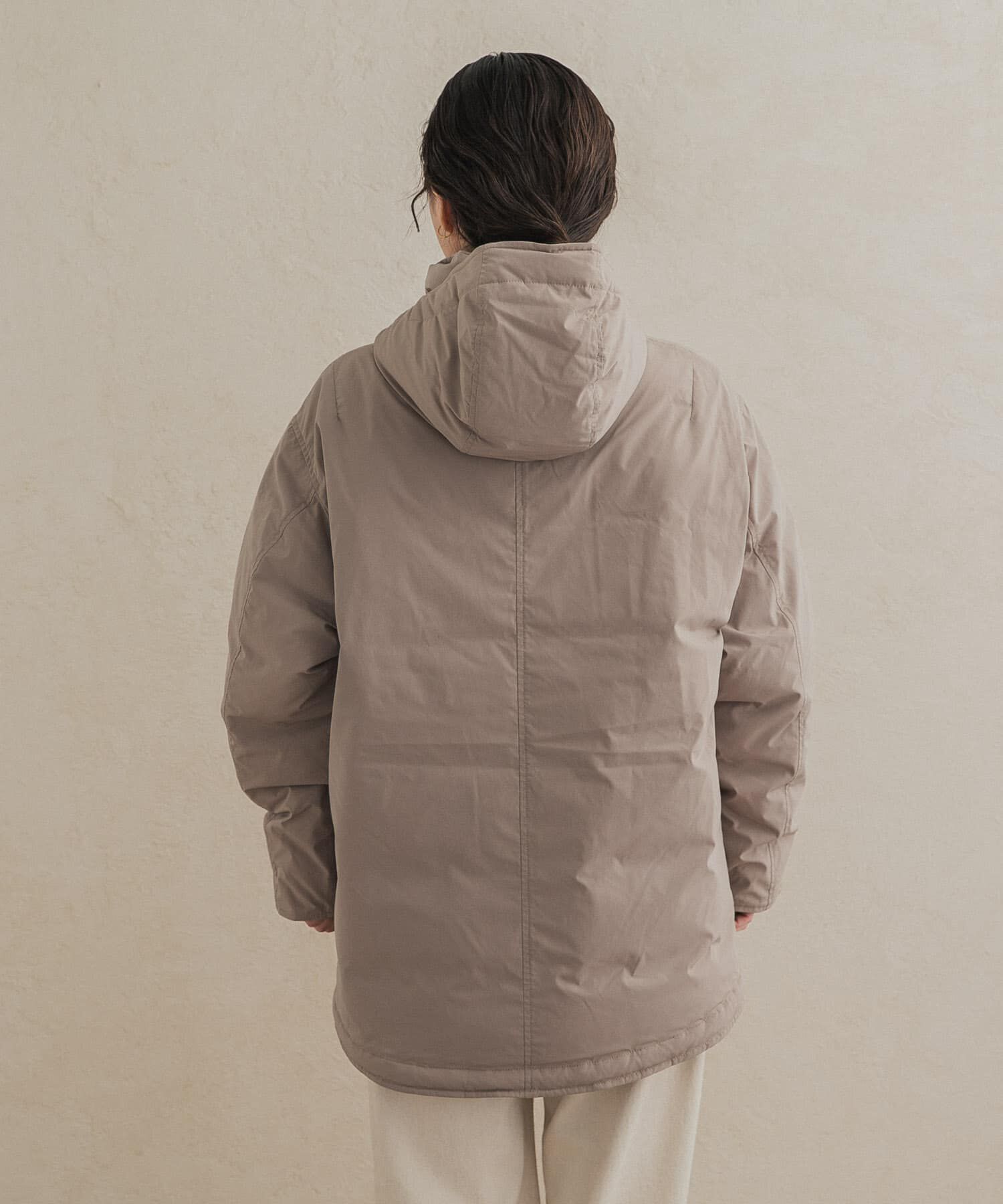 URBAN RESEARCH DOORS「グリーンダウン撥水ステッチレスミドルコート」|ノーカラーコート|