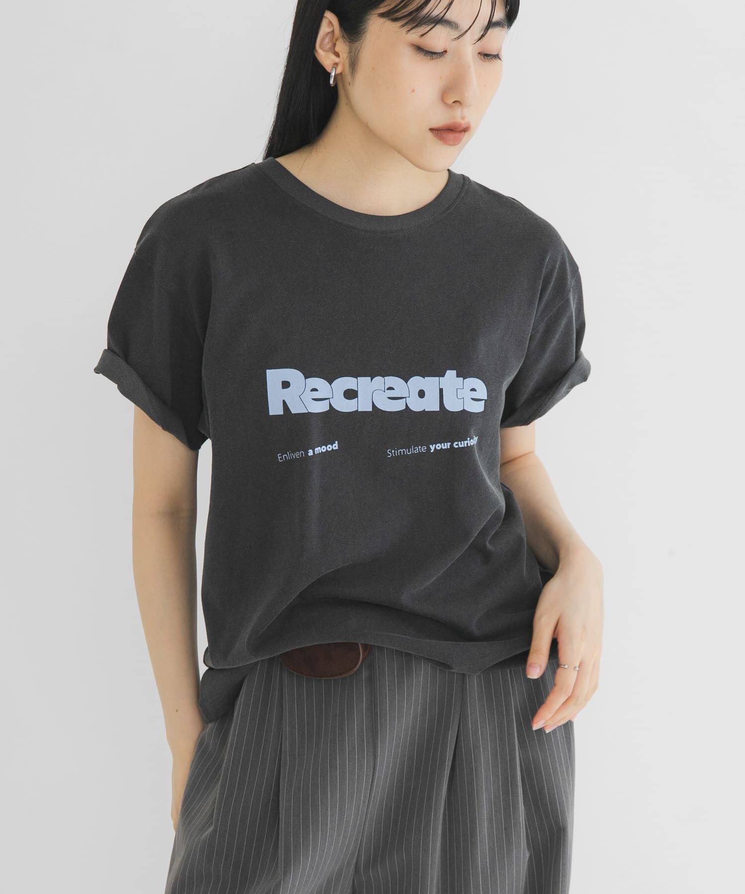  「ロゴプリントTEE」|Tシャツ・カットソー|チャコールグレー