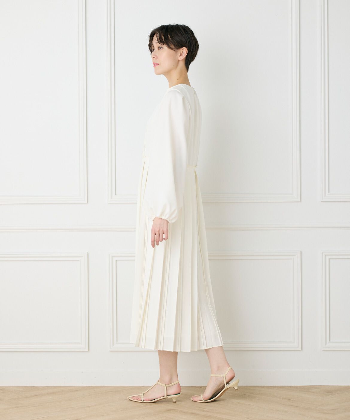 INED「《大きいサイズ》クラシックプリーツワンピース《la veille by SUPERIOR CLOSET》」|ワンピース|