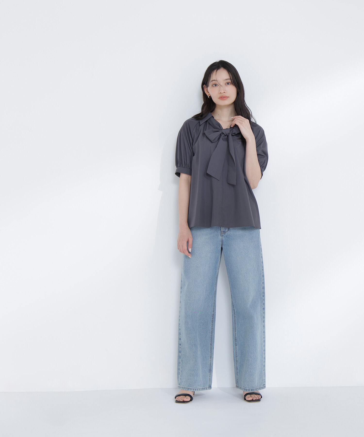  「＜Oggi.jp掲載＞スキッパーリボンタイブラウス半袖」|シャツ・ブラウス|