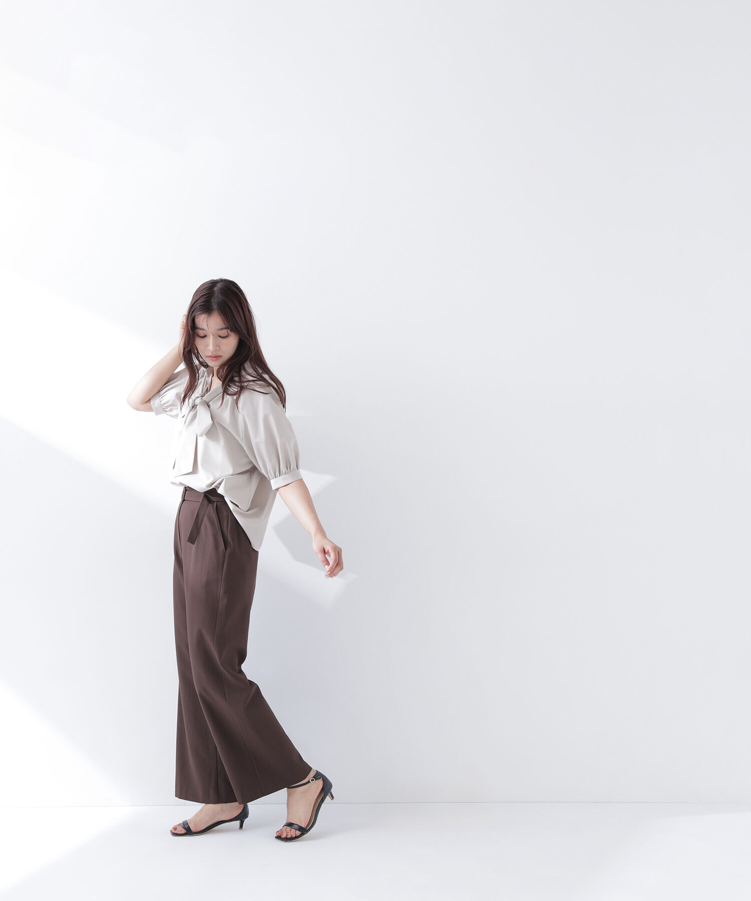  「＜Oggi.jp掲載＞スキッパーリボンタイブラウス半袖」|シャツ・ブラウス|