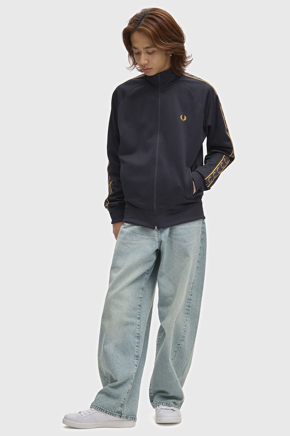 FRED PERRY 「FRED PERRY／Contrast Tape Track Jacket／フレッドペリー コントラストテープトラックジャケット」|ブルゾン・スタジャン|