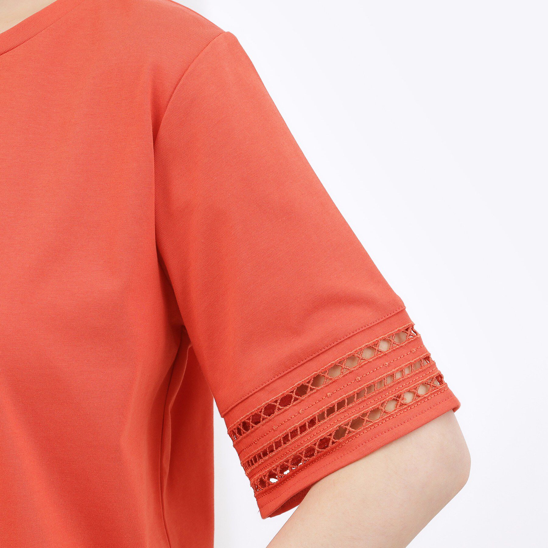 grove「【二の腕カバー/UV】袖口透かし刺繍Tシャツ」|Tシャツ・カットソー|