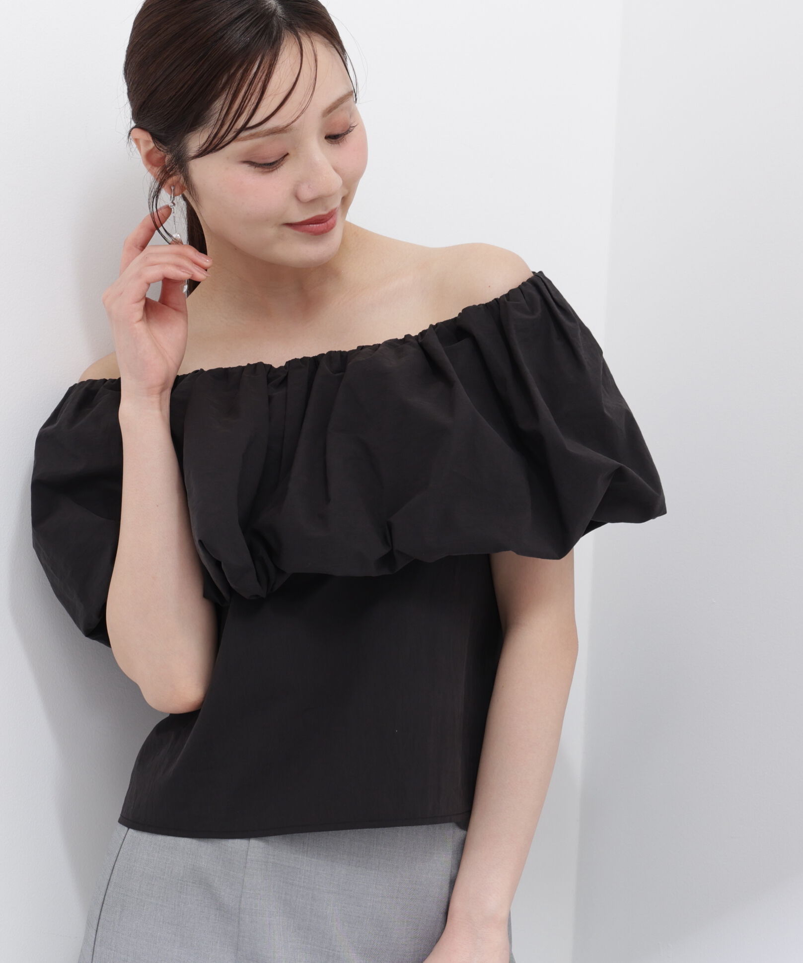 PROPORTION BODY DRESSING「バルーンオフショルブラウス　26SS」|シャツ・ブラウス|