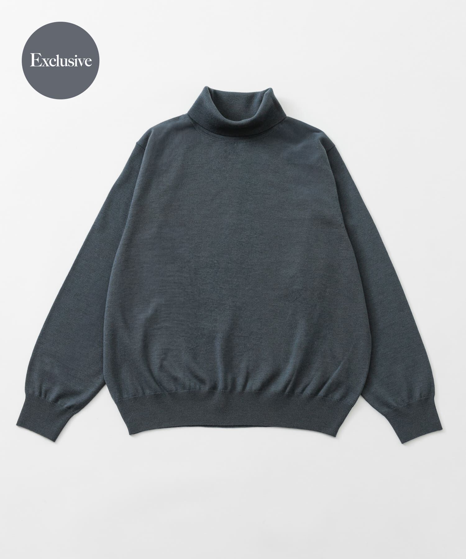 URBAN RESEARCH「『別注』crepuscule&times;URBAN RESEARCH　ハイゲージタートル」|ニット・セーター|グレー