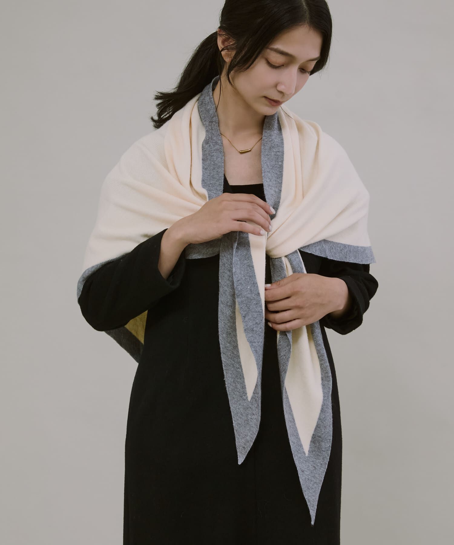 RODE SKO「atelier brugge　ニットバイカラーストール」|ストール|