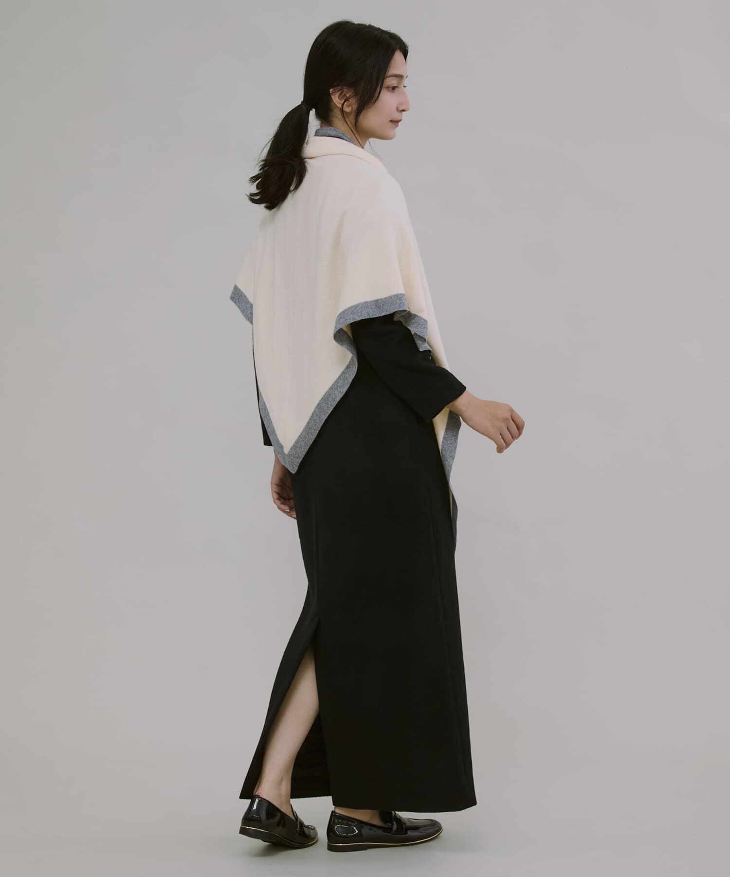 RODE SKO「atelier brugge　ニットバイカラーストール」|ストール|