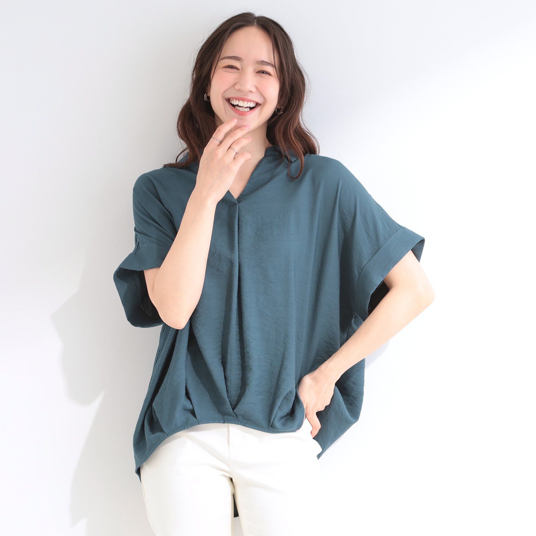 SHOO･LA･RUE「【S-LL/洗濯機可】インせず着られる 裾タック スキッパーシャツ」|シャツ・ブラウス|