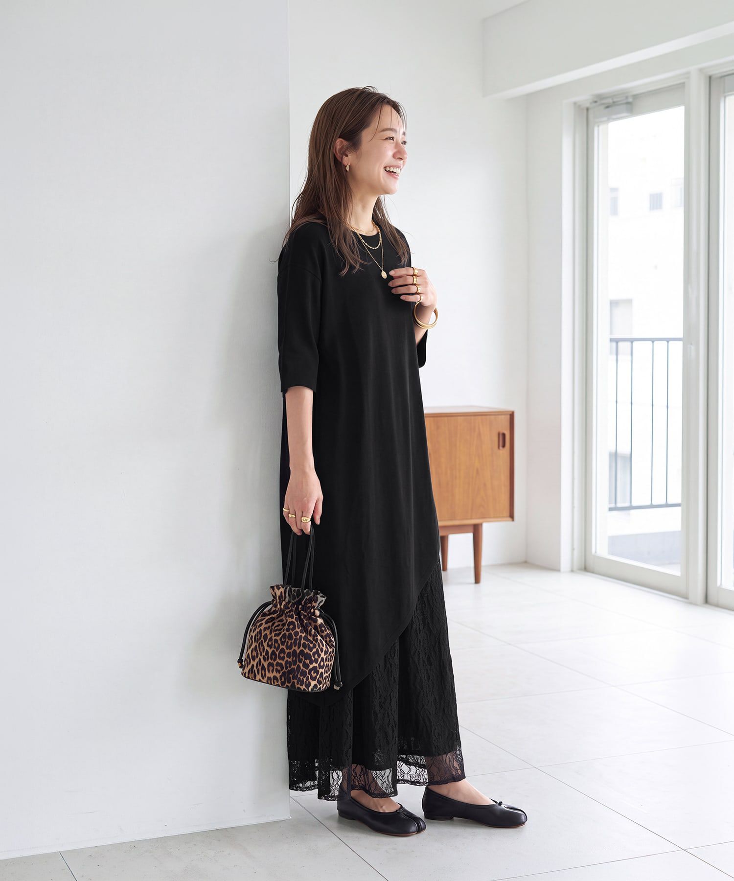 STYLE DELI「【Kana Oyama&times;BLK001】アシメトップス／DELI size」|Tシャツ・カットソー|