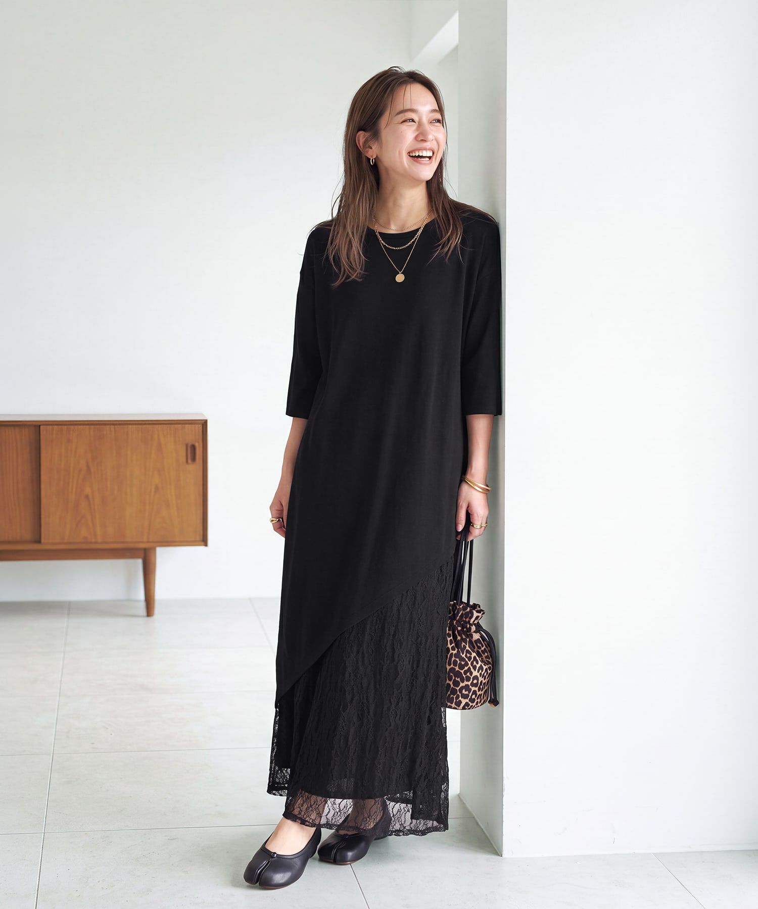 STYLE DELI「【Kana Oyama&times;BLK001】アシメトップス／DELI size」|Tシャツ・カットソー|