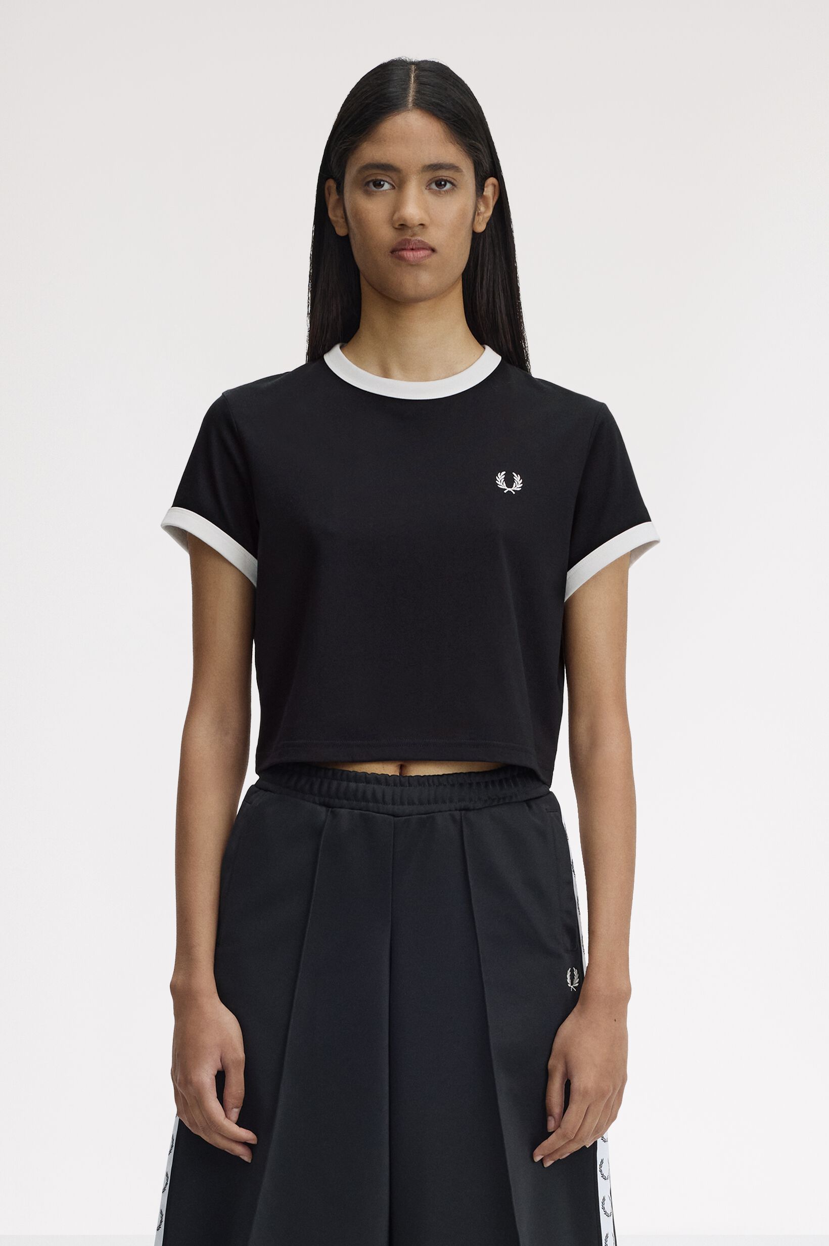 FRED PERRY 「Cropped Ringer T-Shirt／クロップドＴシャツ」|Tシャツ・カットソー|